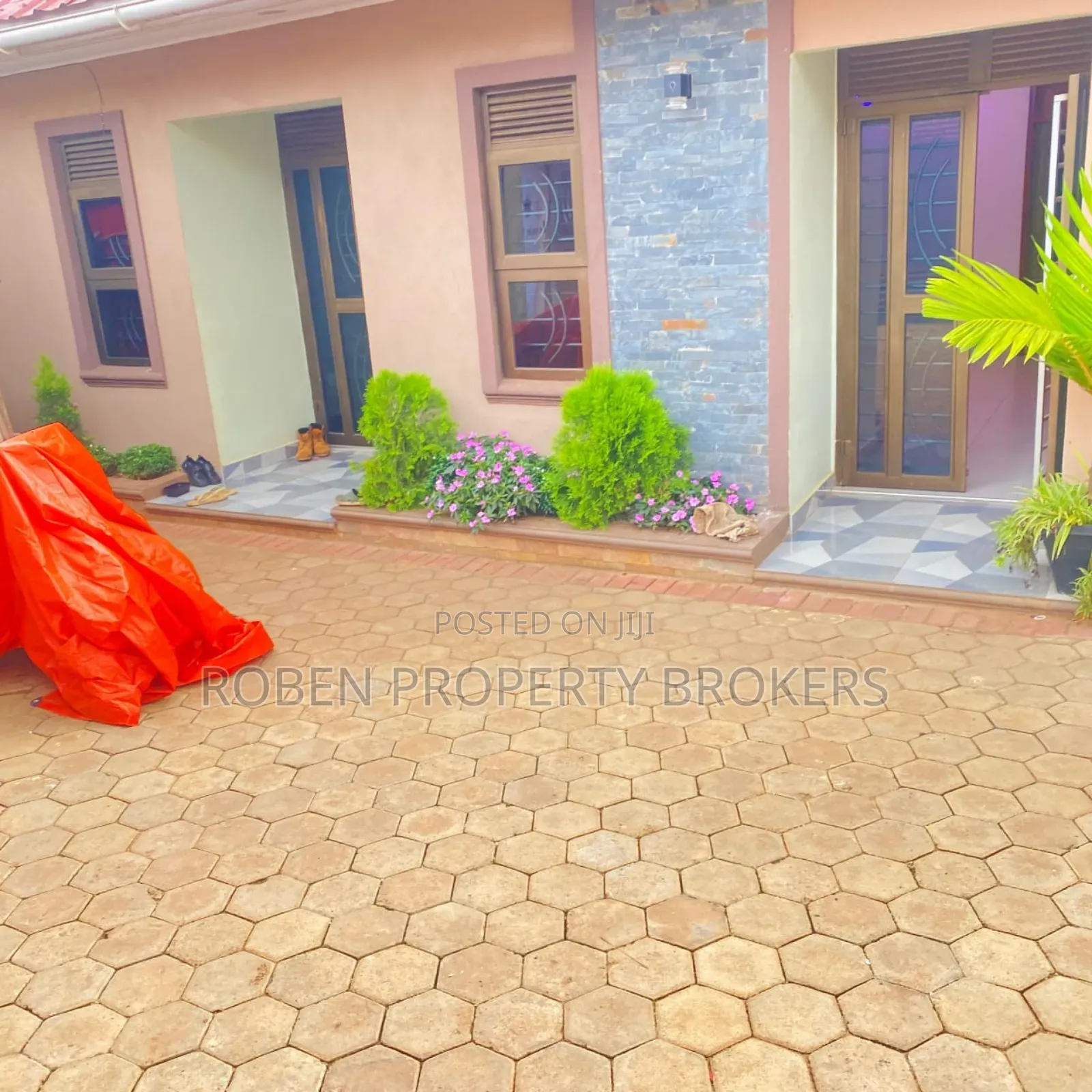 1bdrm House in Roben Real Property, Nakawa for rent in Nakawa