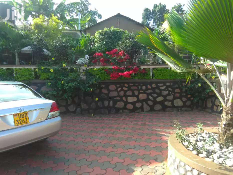 Fully Furnished Two Bedroom Apartment In Makindye For Rent in Kampala