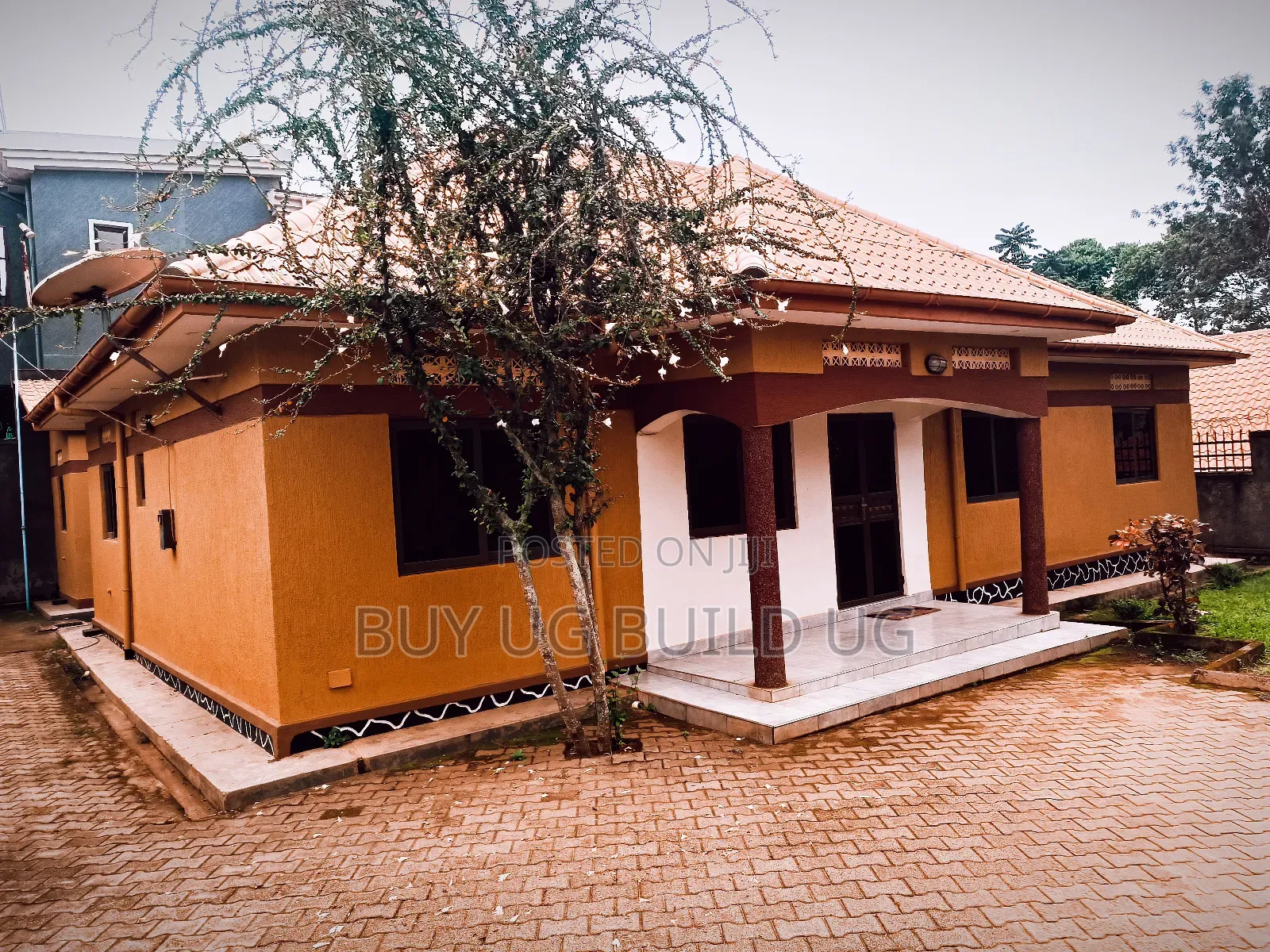 4bdrm Bungalow in Namugongo Sonde Town, Division A for sale in Division A