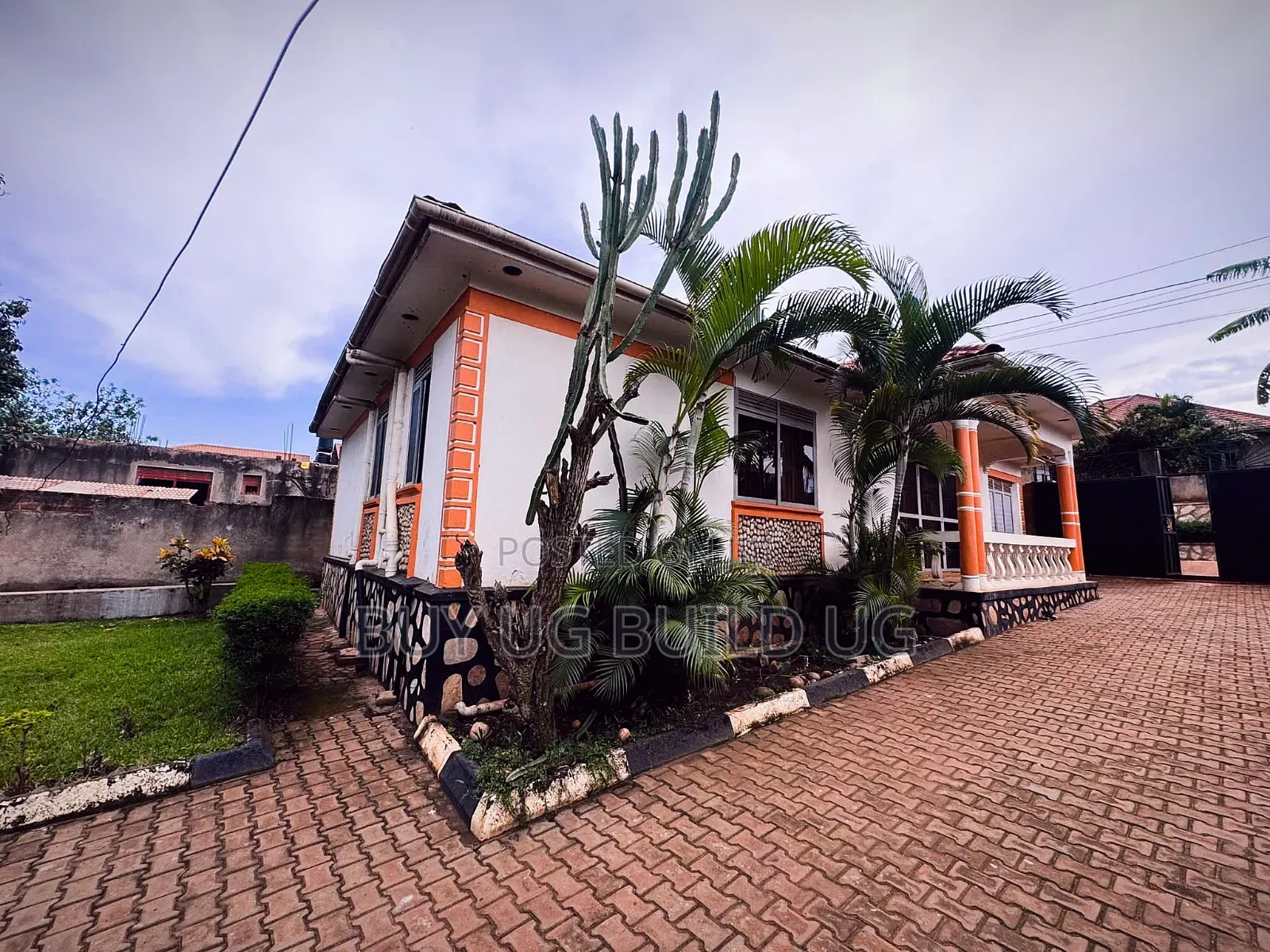 3bdrm Bungalow in Kira Town for sale in Kira
