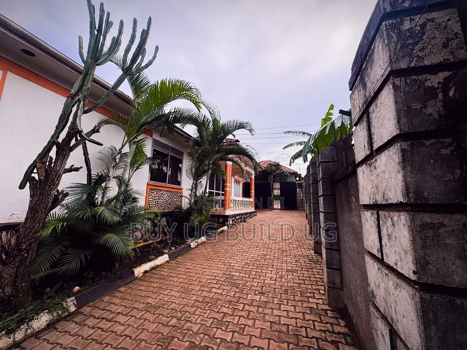 3bdrm Bungalow in Kira Town for sale in Kira
