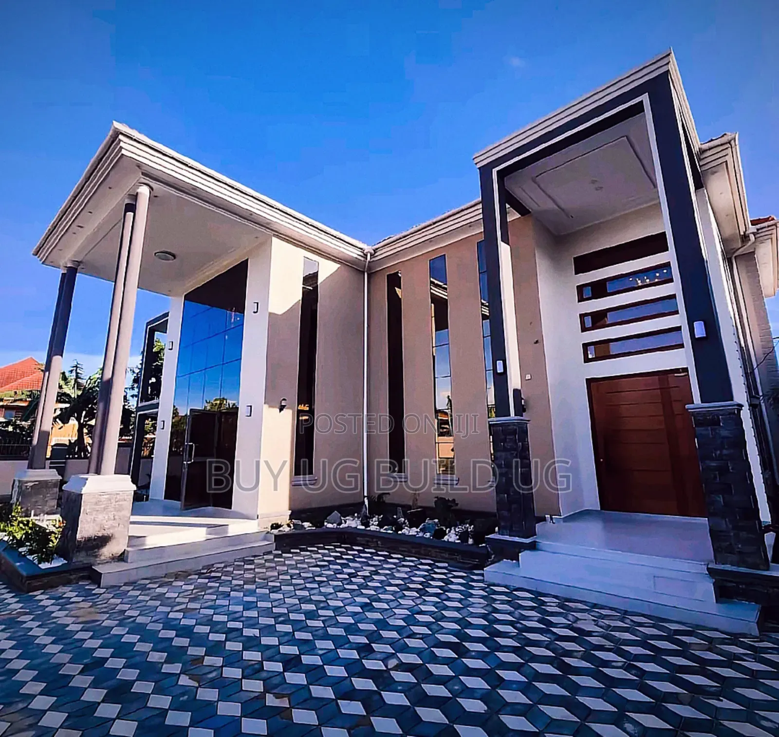 6bdrm Mansion in Akright, Division B for sale in Division B