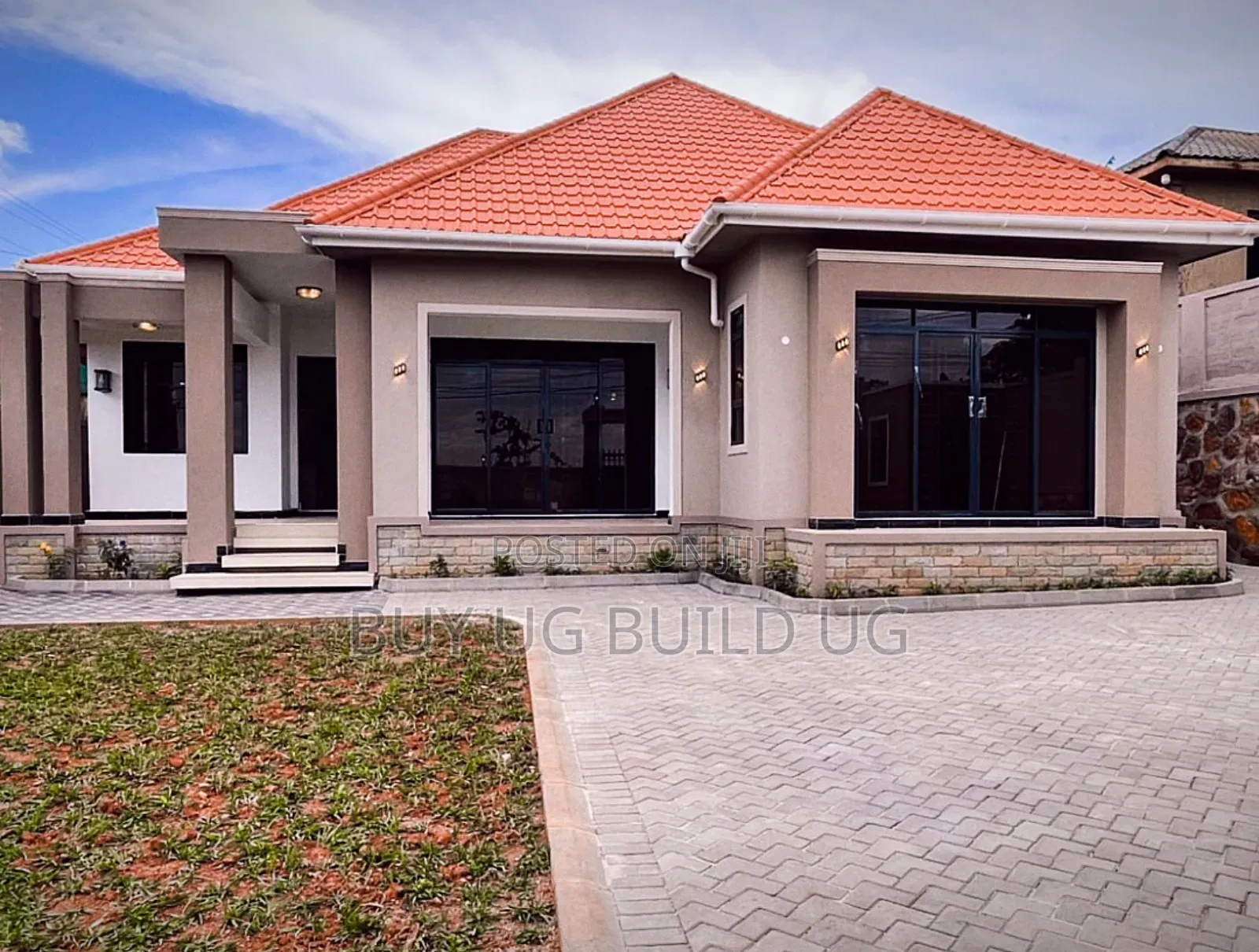 4bdrm Bungalow in Kira Mulawa for sale in Kira