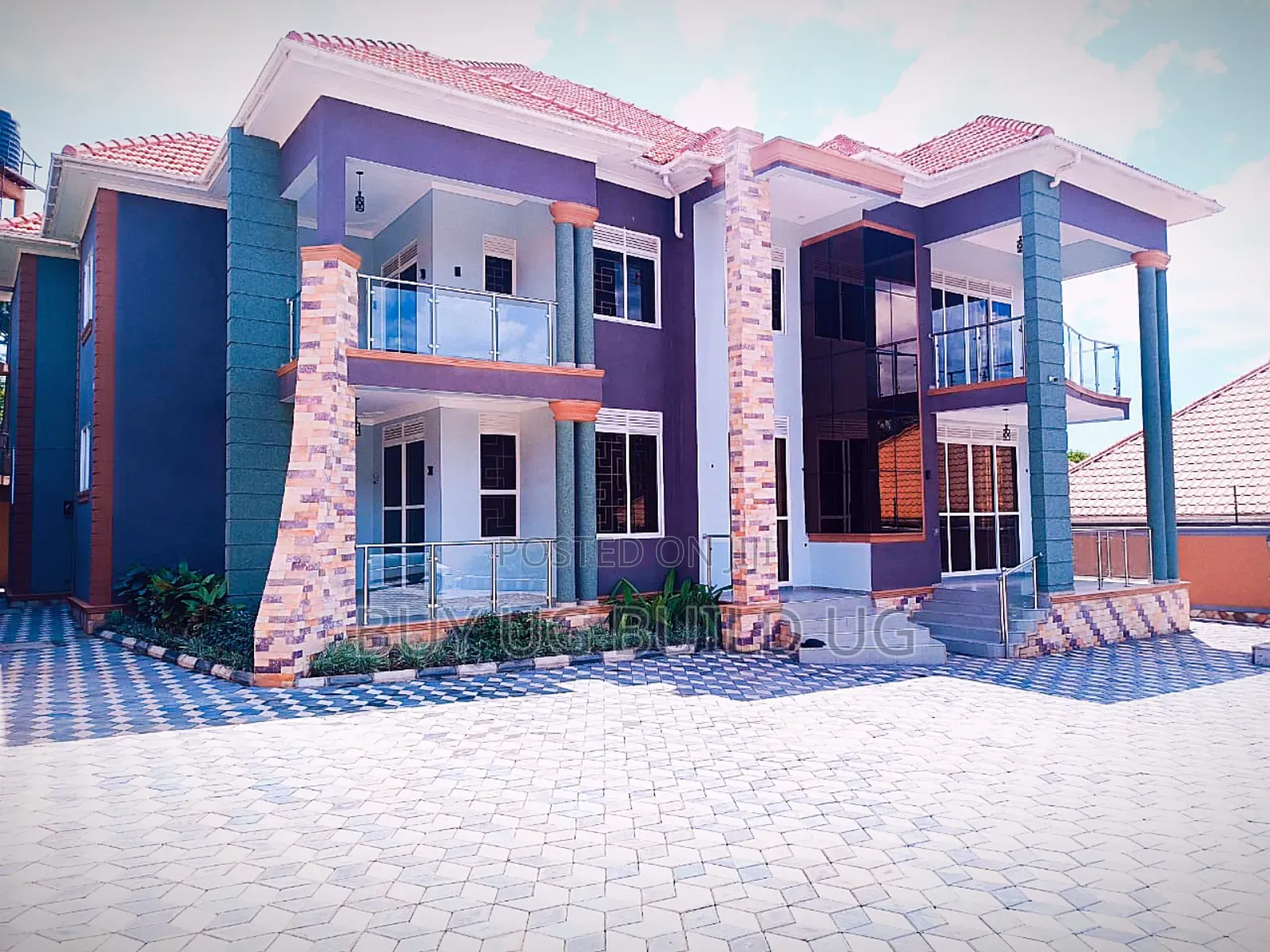6bdrm Maisonette in Kira for sale in Kira