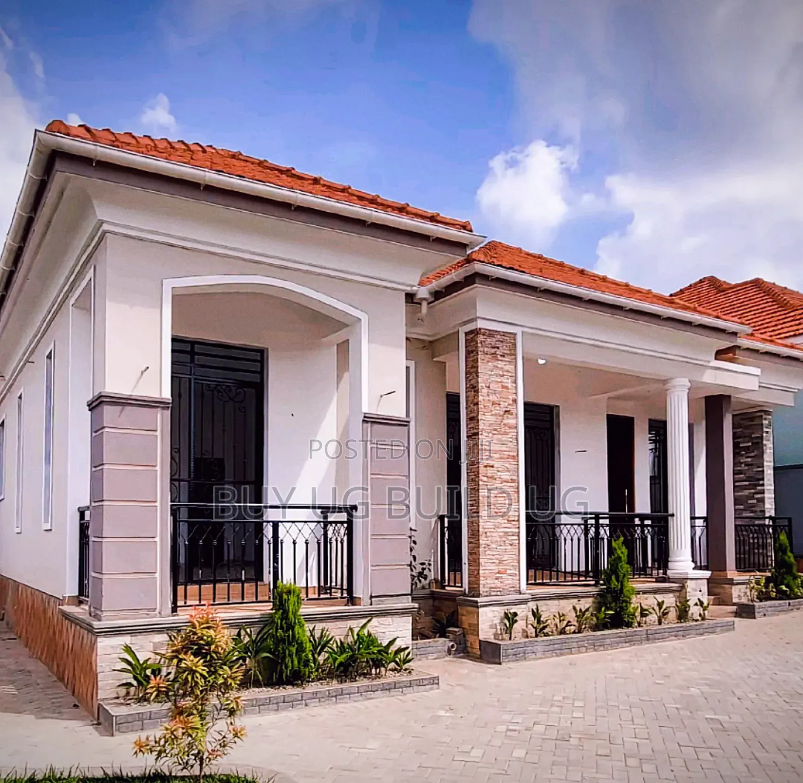 3bdrm Bungalow in Najjera, Central Division for sale in Central Division