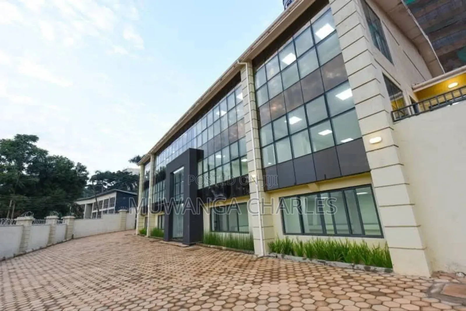 Office for Rent in Kololo Near Acacia in Central Division