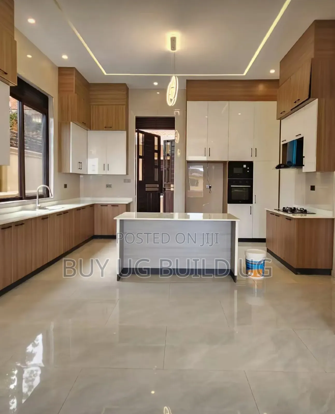 4bdrm Bungalow in Akright City, Central Division for sale in Central Division
