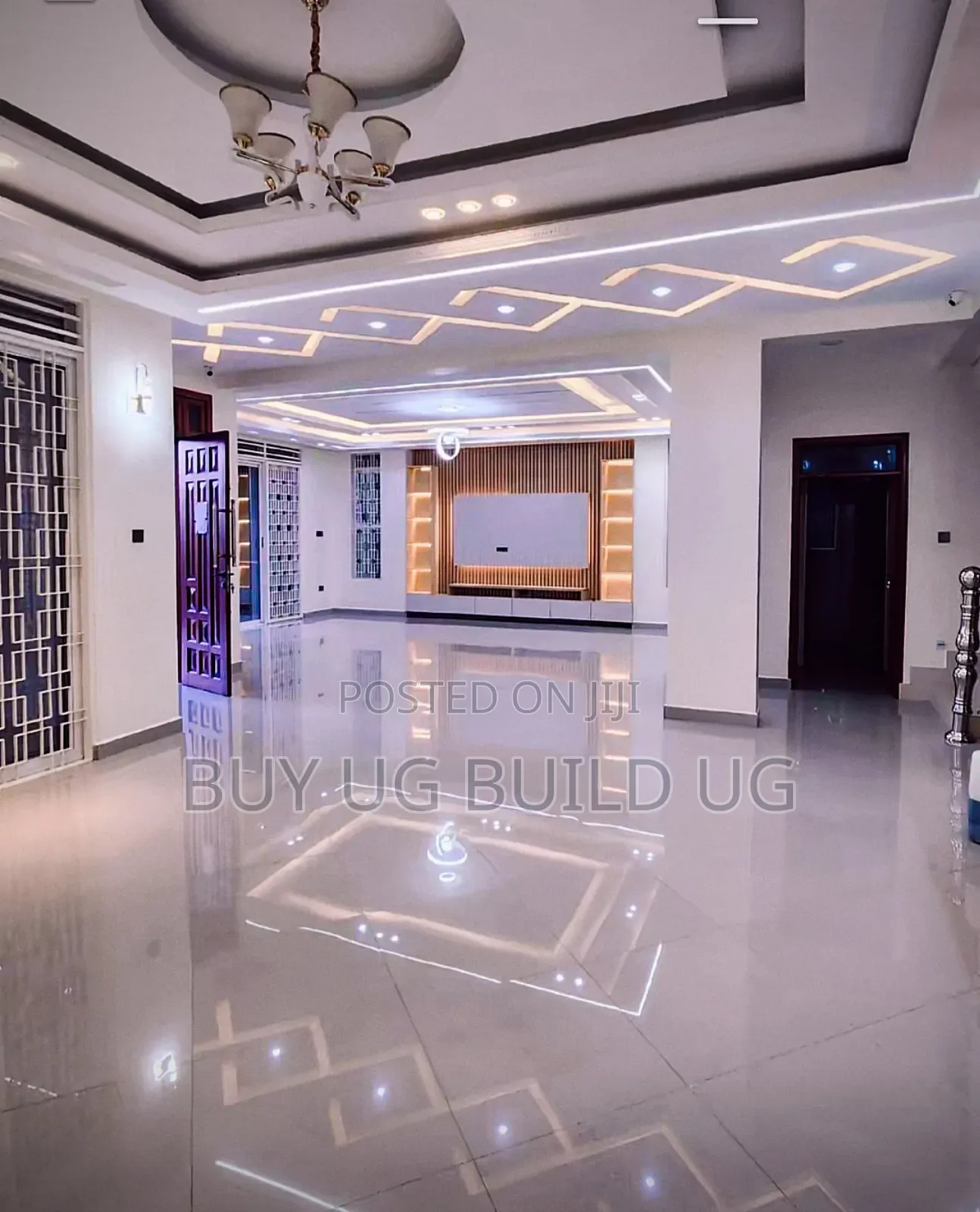 7bdrm Maisonette in Munyonyo, Central Division for sale in Central Division