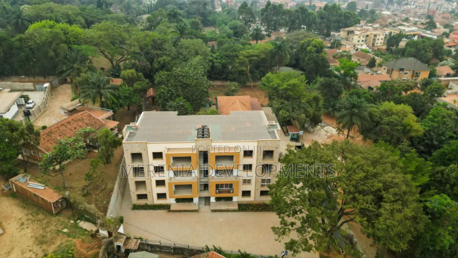 3bdrm Apartment in Kisugu, Makindye for sale in Makindye