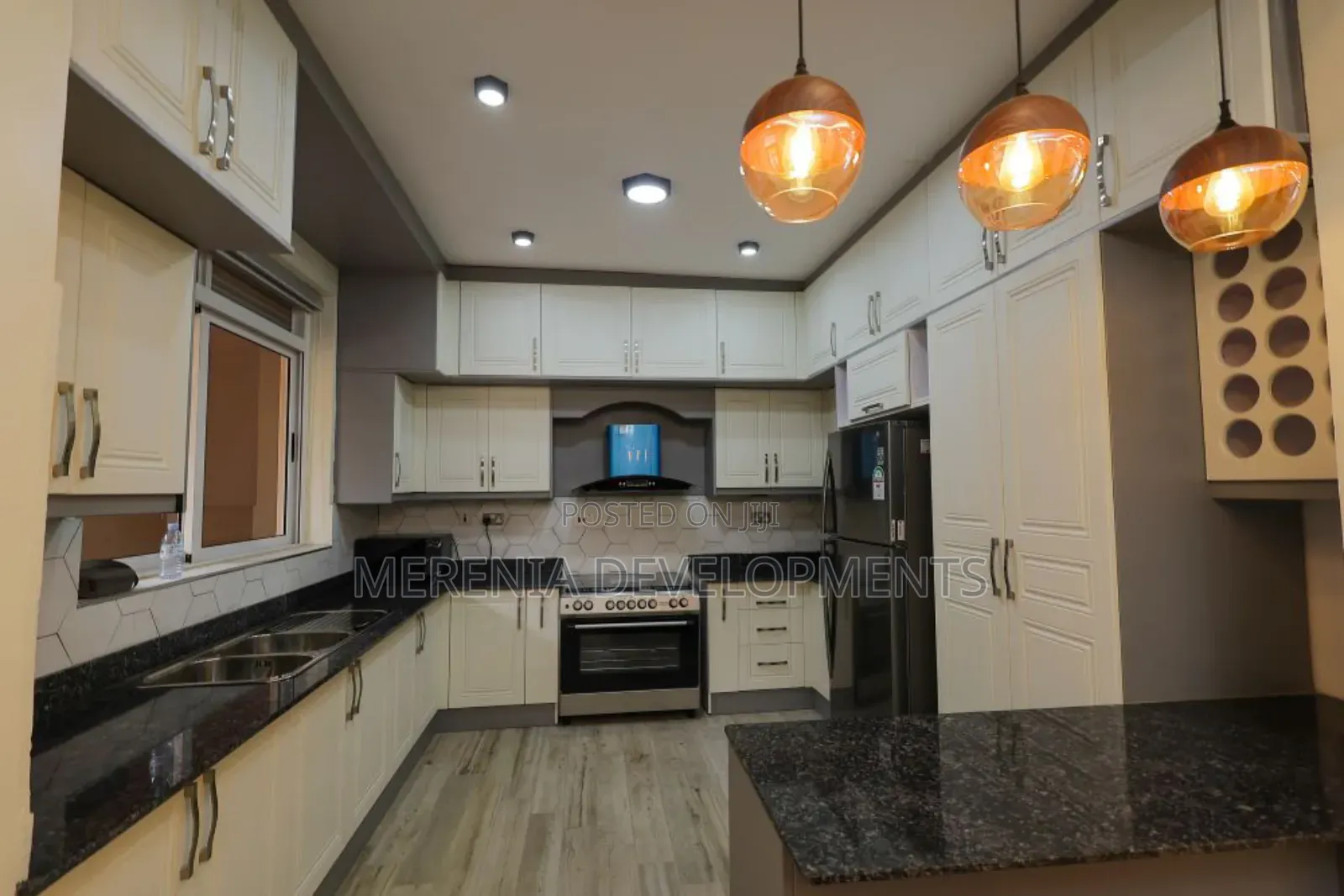 3bdrm Apartment in Kisugu, Makindye for sale in Makindye
