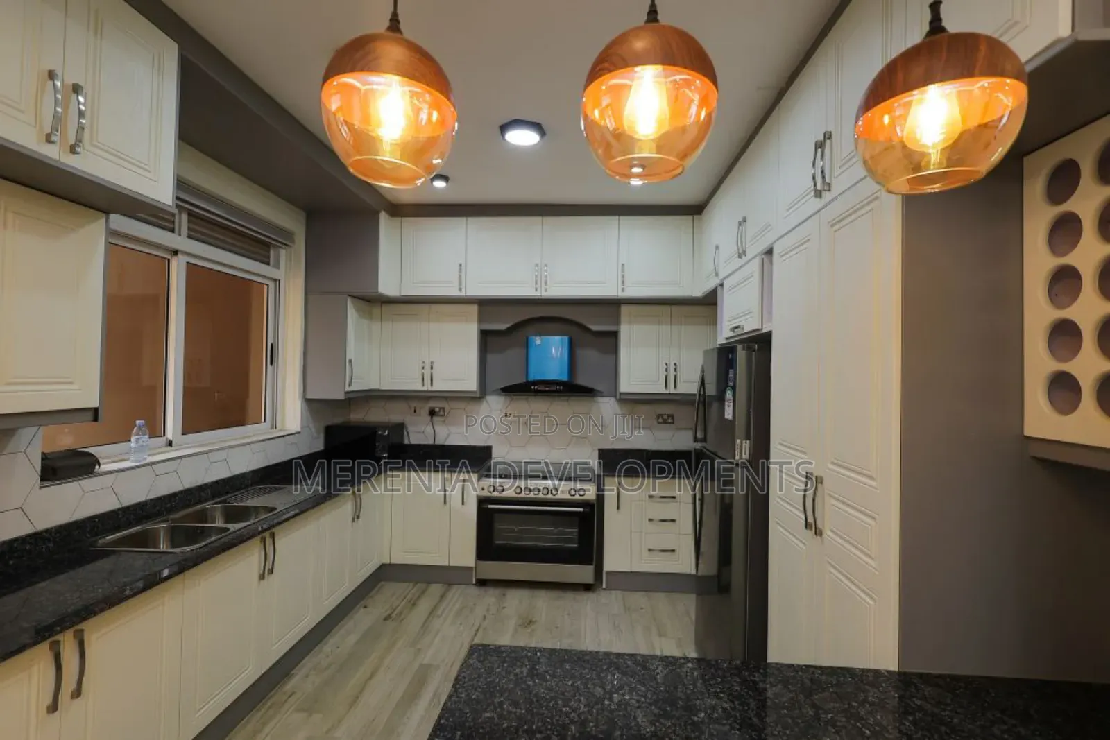 3bdrm Apartment in Kisugu, Makindye for sale in Makindye