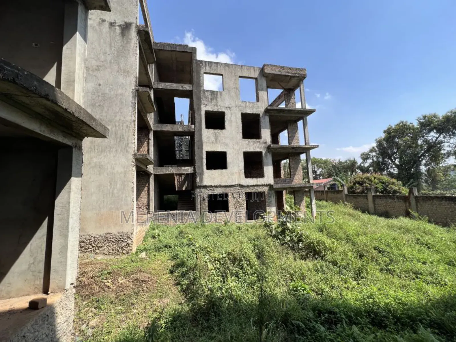 2bdrm Apartment in Kololo, Central Division for sale in Central Division