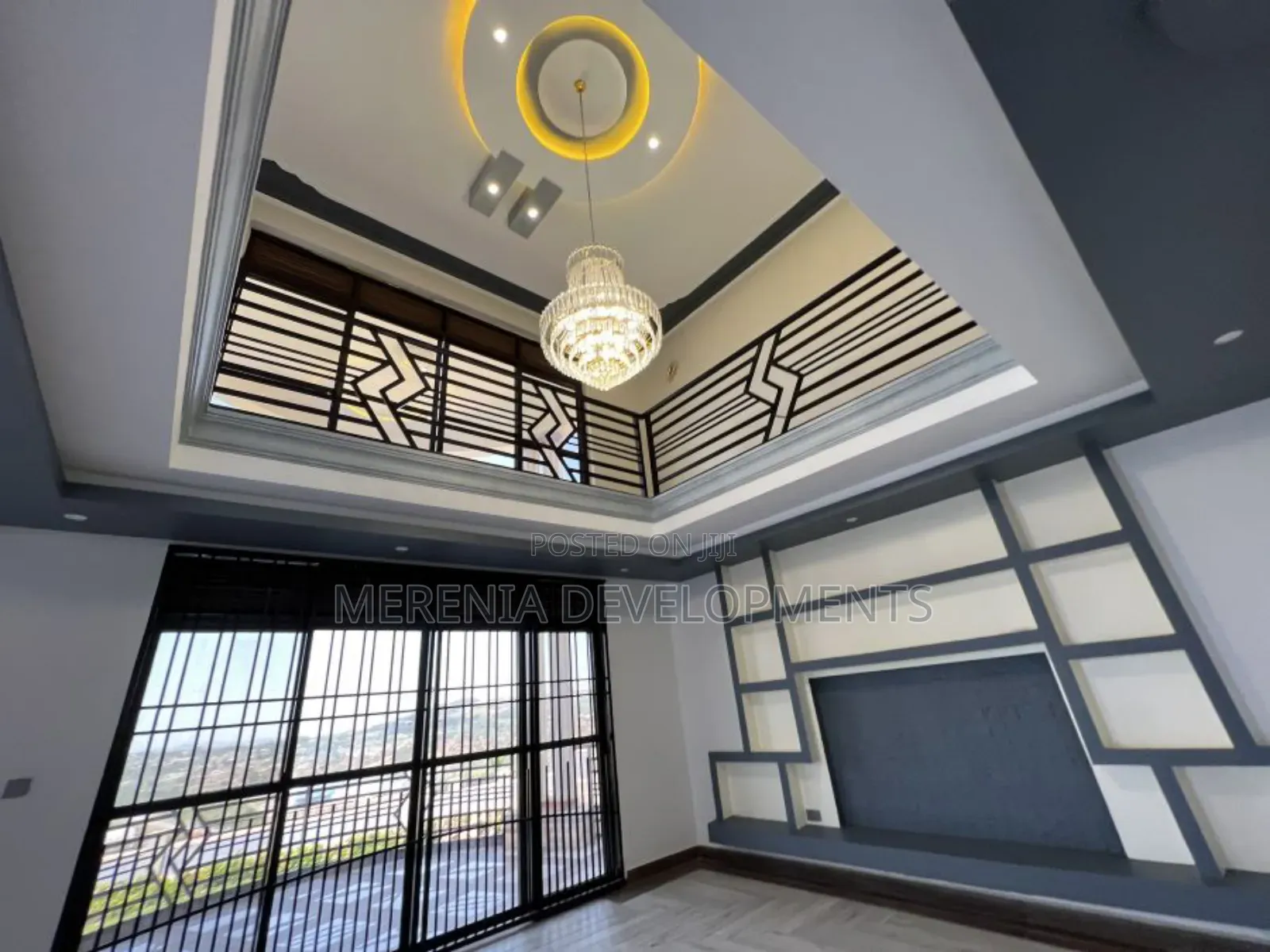 5bdrm House in Bwebajja, Central Division for sale in Central Division
