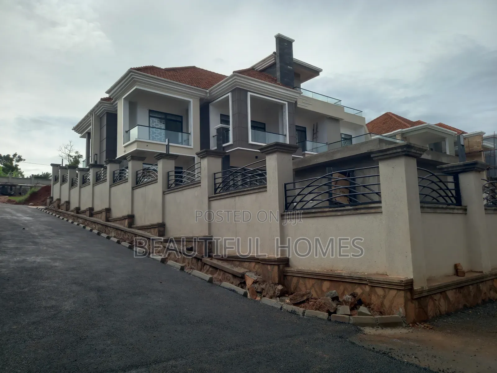 Furnished 6bdrm Duplex in Ntinda, Nakawa for sale in Nakawa