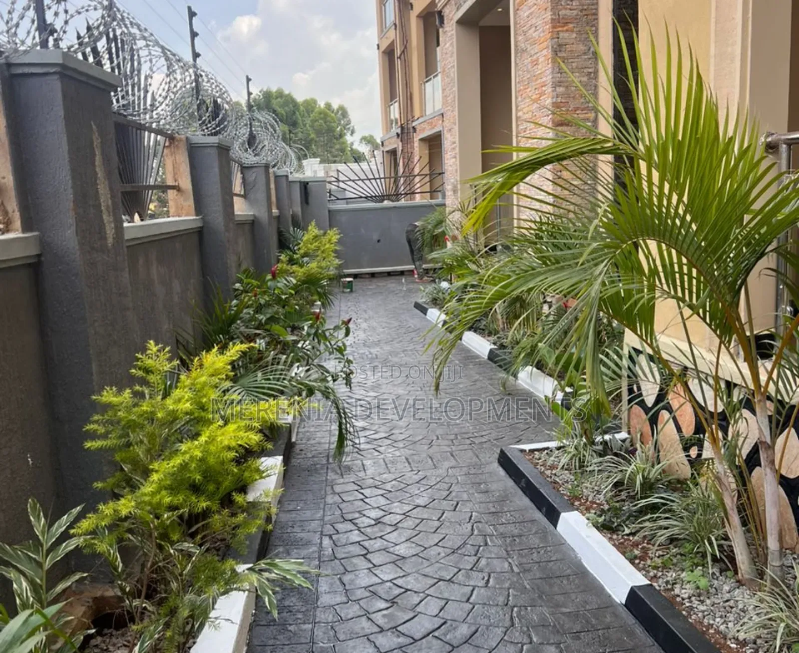 2bdrm Apartment in Kyanja, Kawempe for sale in Kawempe