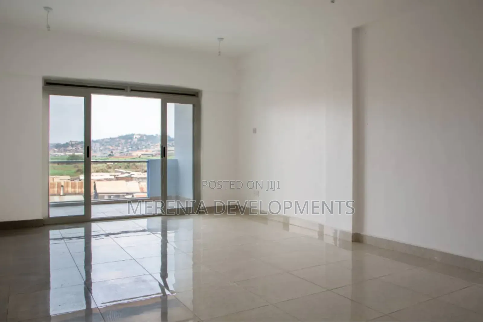 3bdrm Condo in Muyenga, Makindye for sale in Makindye