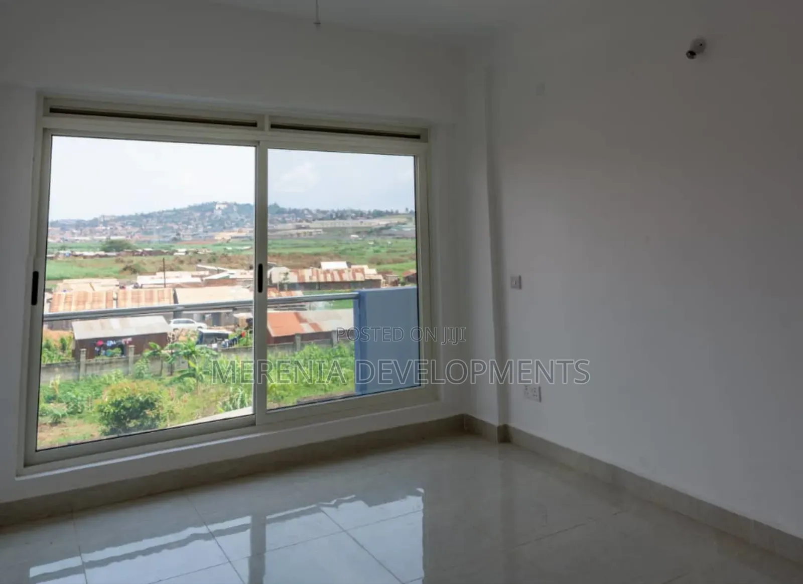 3bdrm Condo in Muyenga, Makindye for sale in Makindye