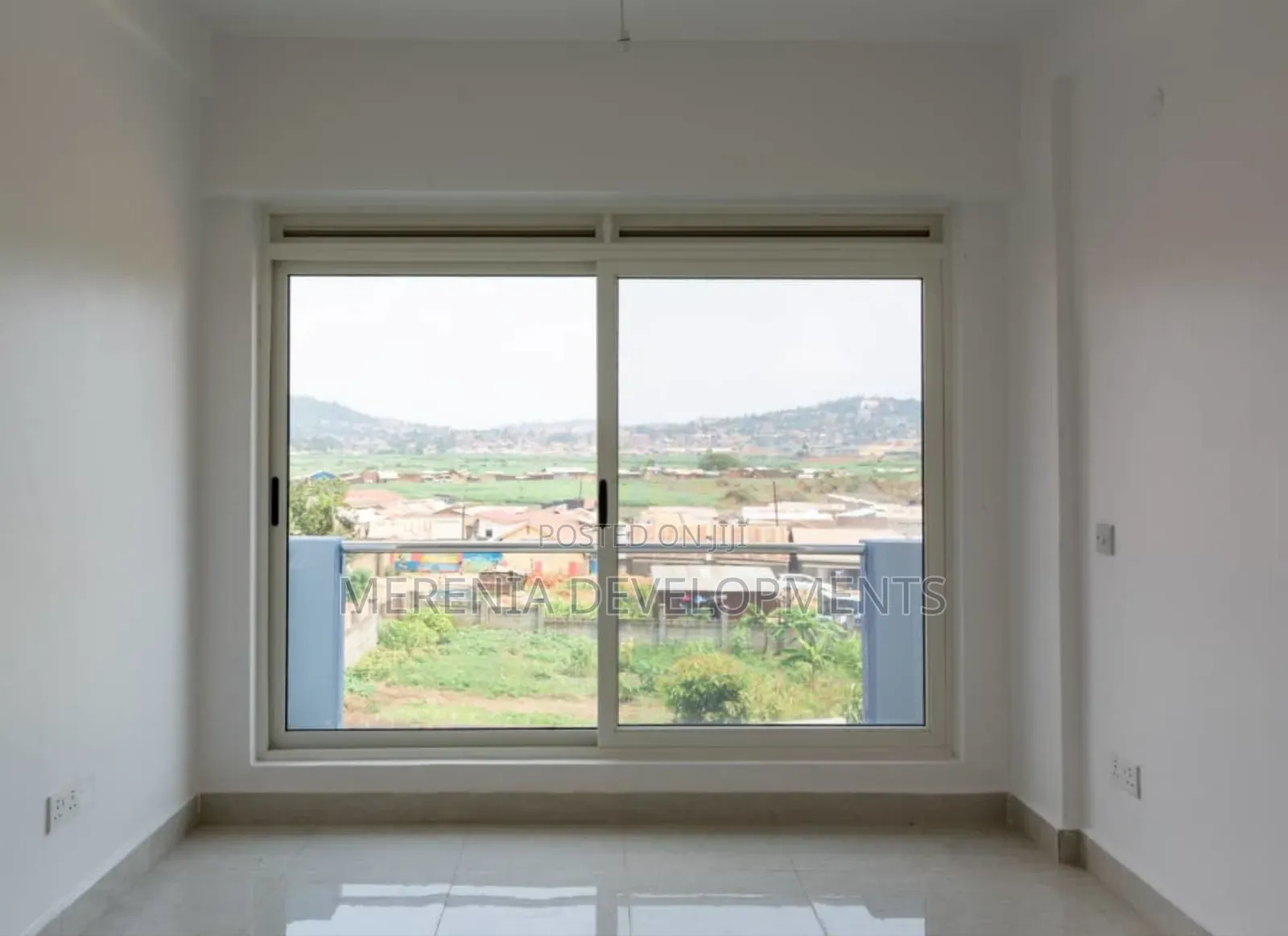 3bdrm Condo in Muyenga, Makindye for sale in Makindye