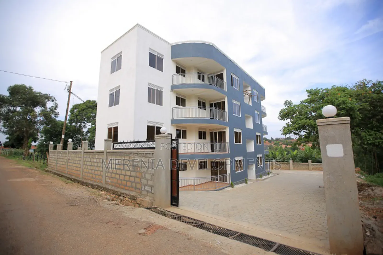 3bdrm Apartment in Kiwatule, Nakawa for sale in Nakawa
