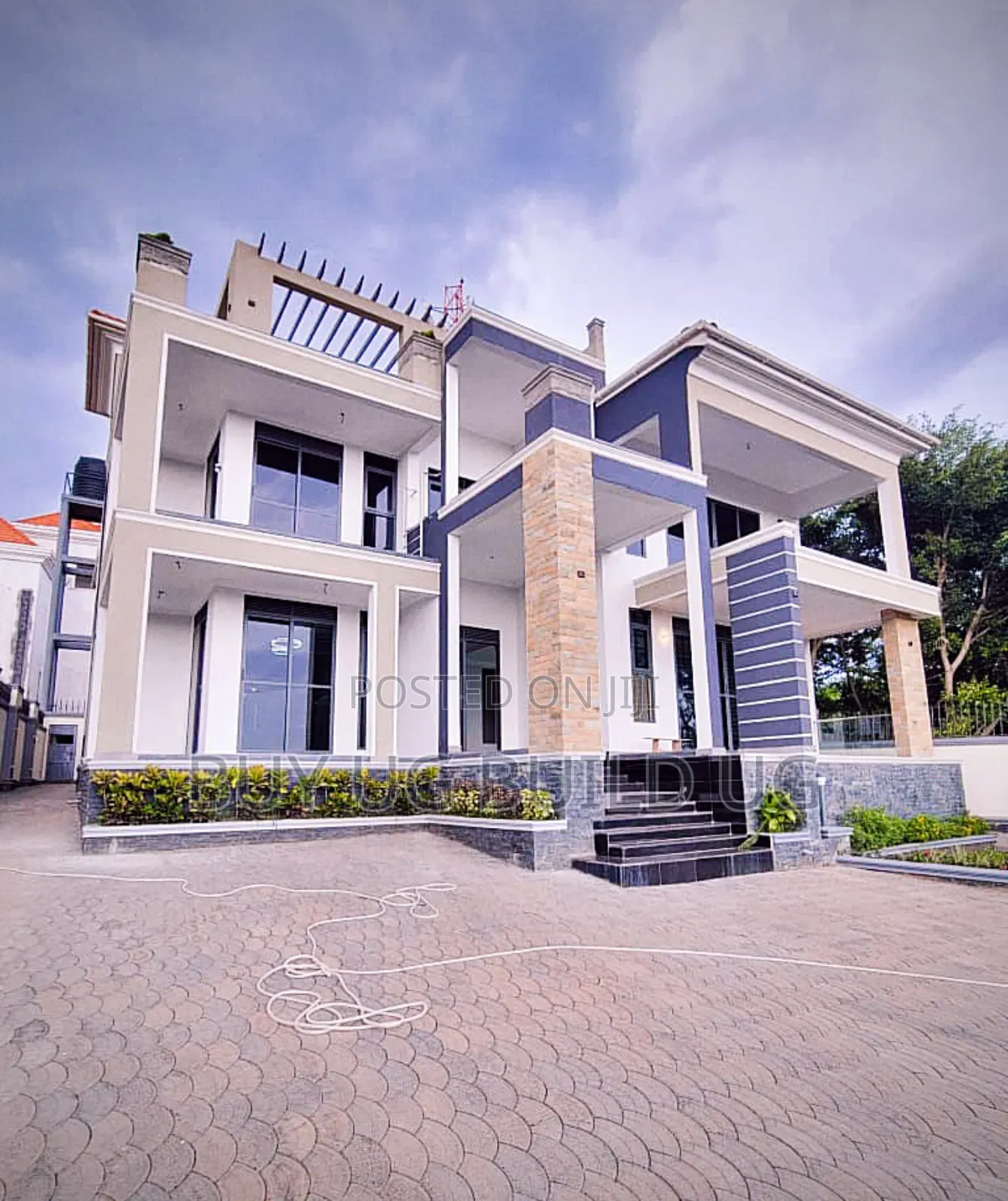 6bdrm Mansion in Kyanja Kampala, Kira for sale in Kira