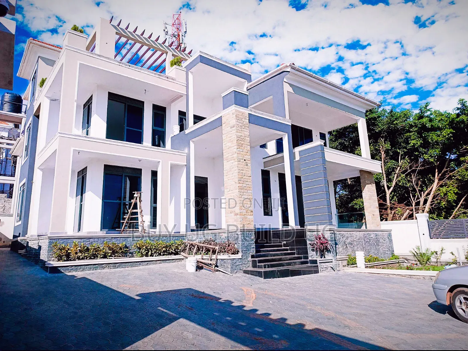 6bdrm Mansion in Kyanja Kampala, Kira for sale in Kira