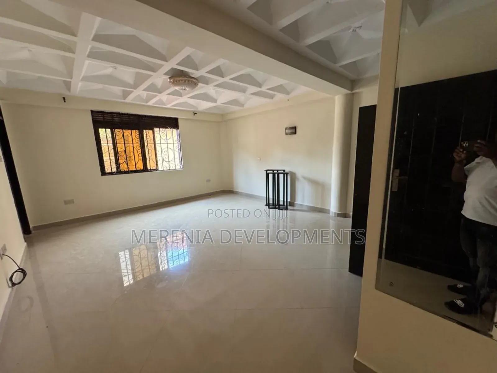 3bdrm Apartment in Bunga, Makindye for sale in Makindye