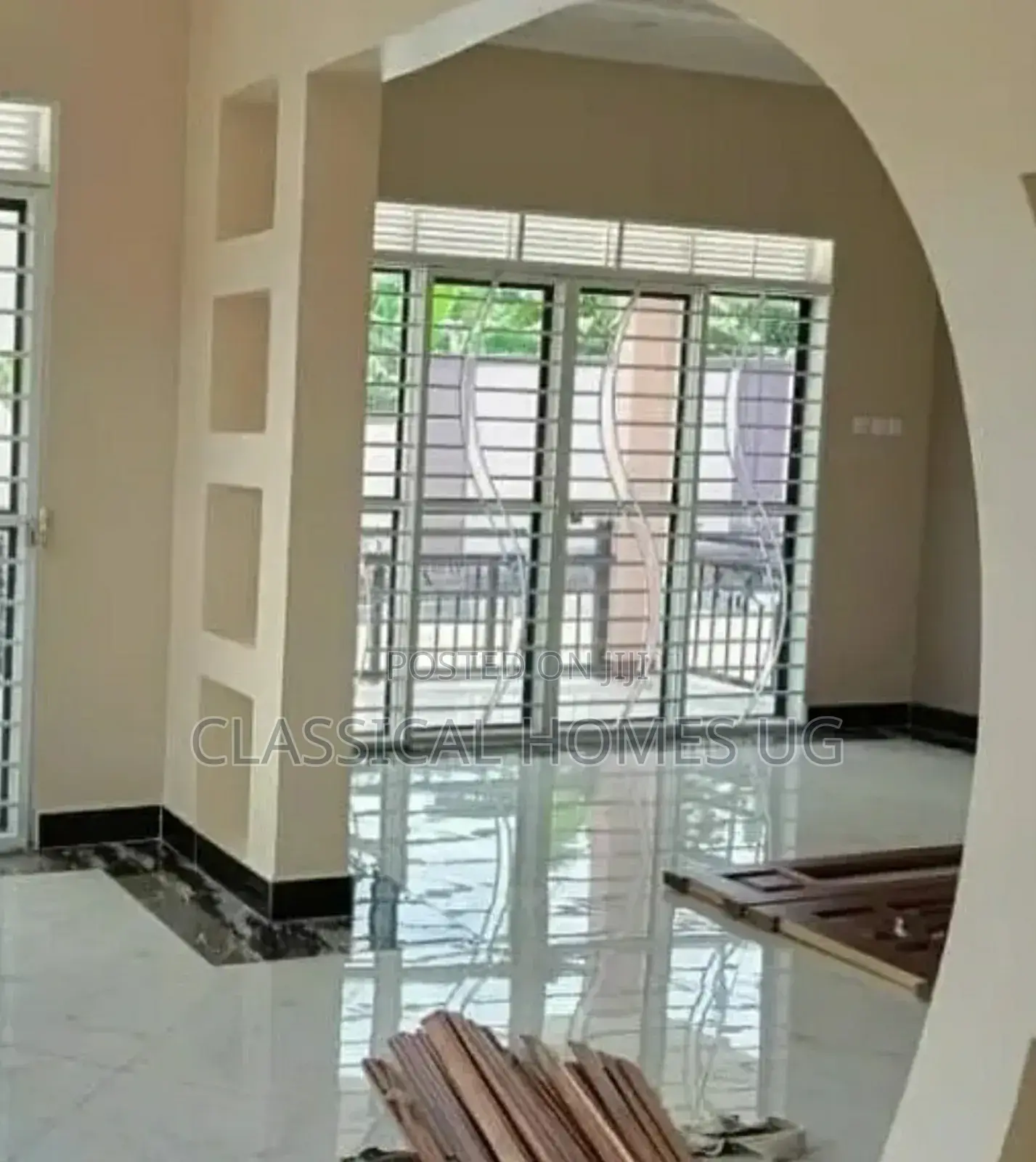 3bdrm Bungalow in Luzira, Central Division for rent in Central Division