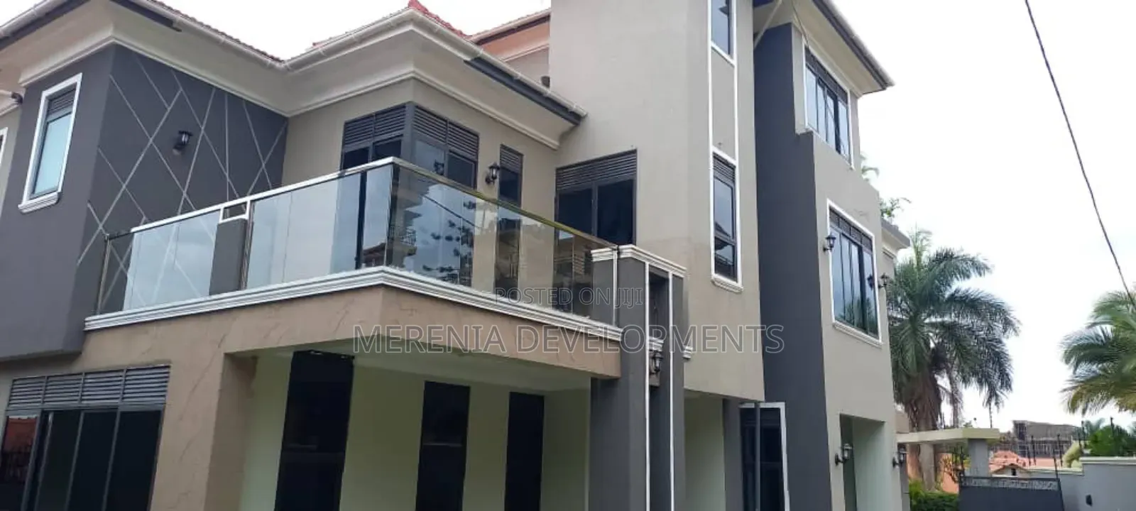 5bdrm House in Buziga, Makindye for sale in Makindye