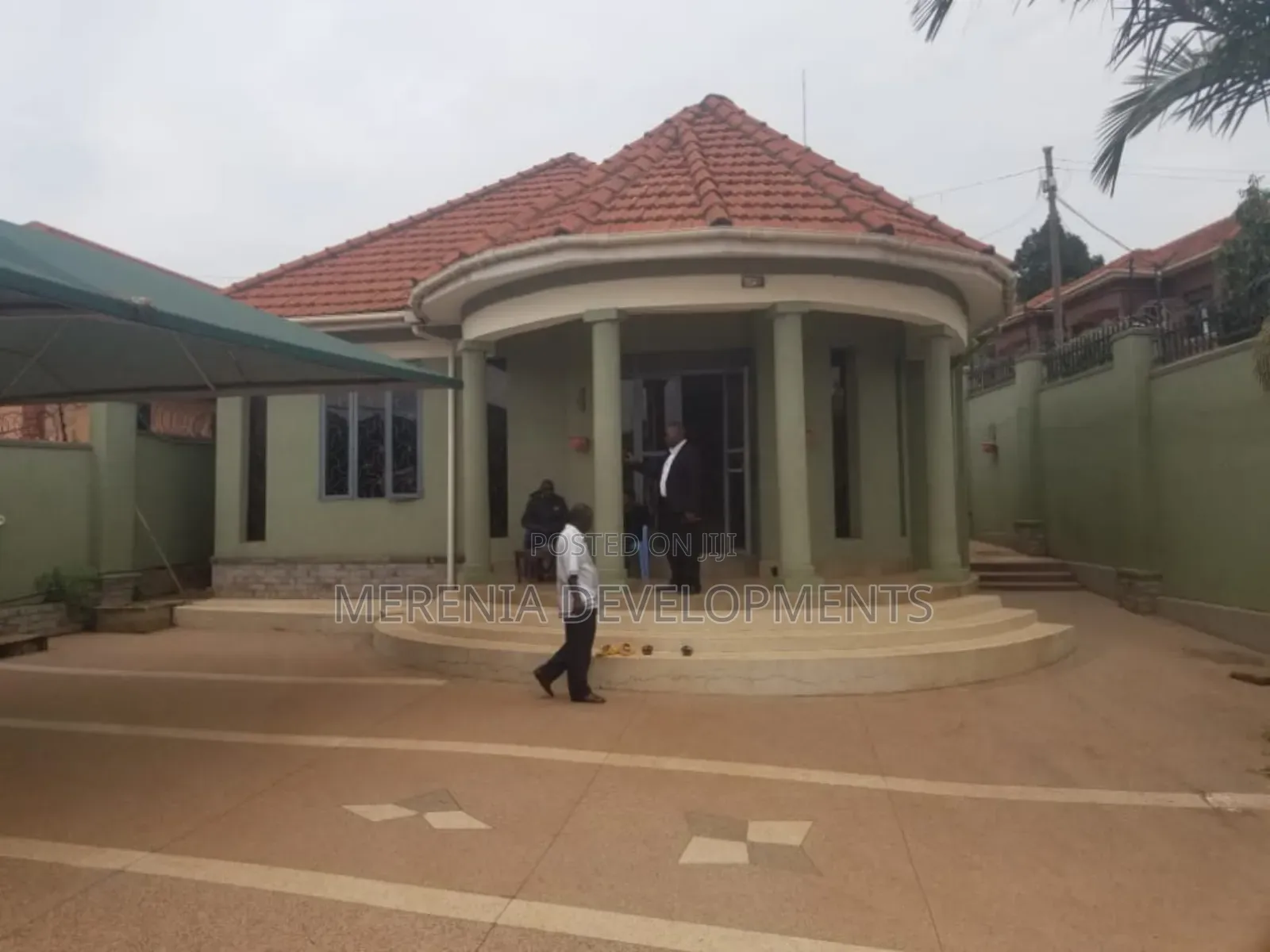 4bdrm House in Buziga, Makindye for sale in Makindye