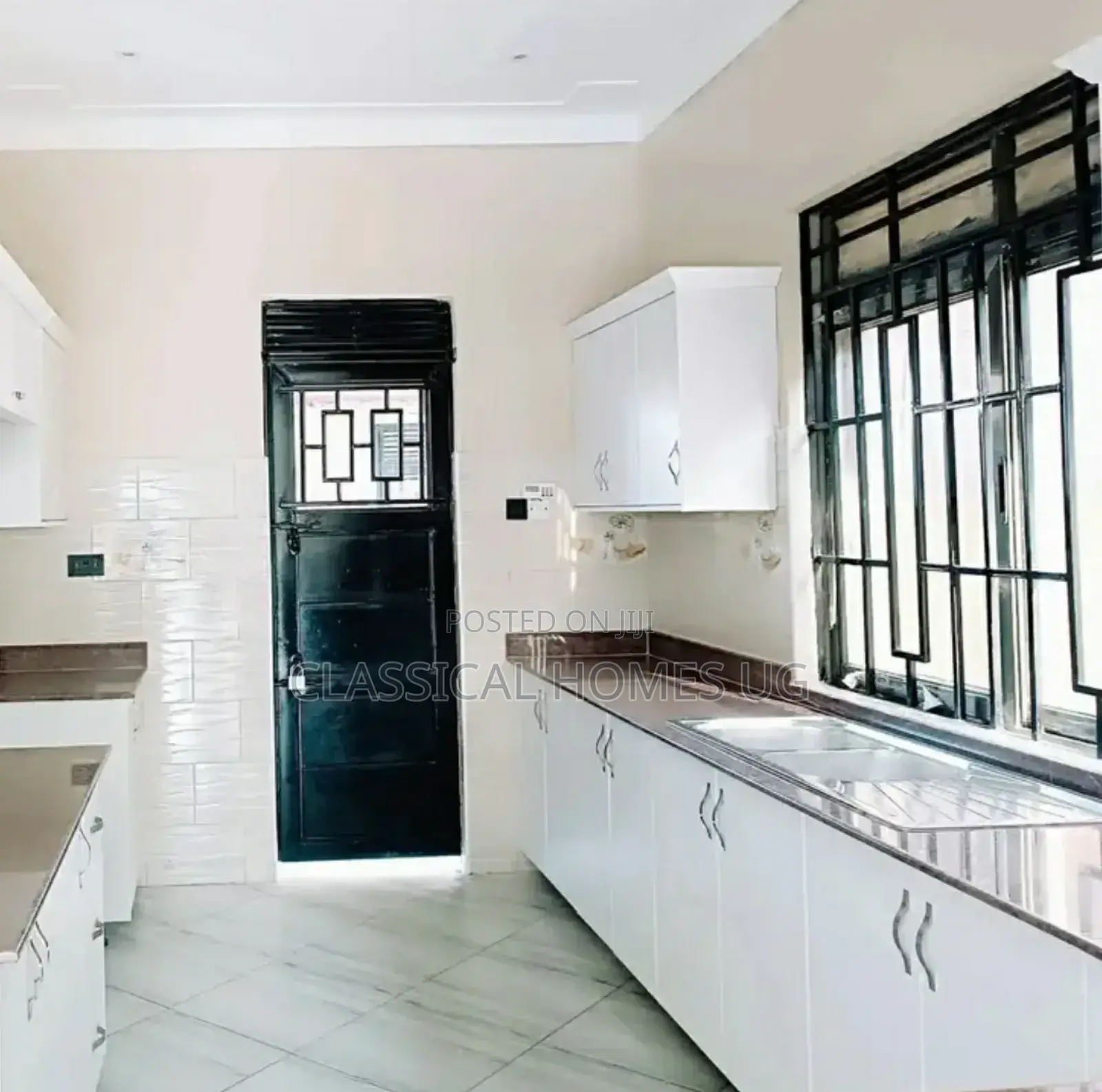3bdrm Bungalow in Luzira, Central Division for rent in Central Division