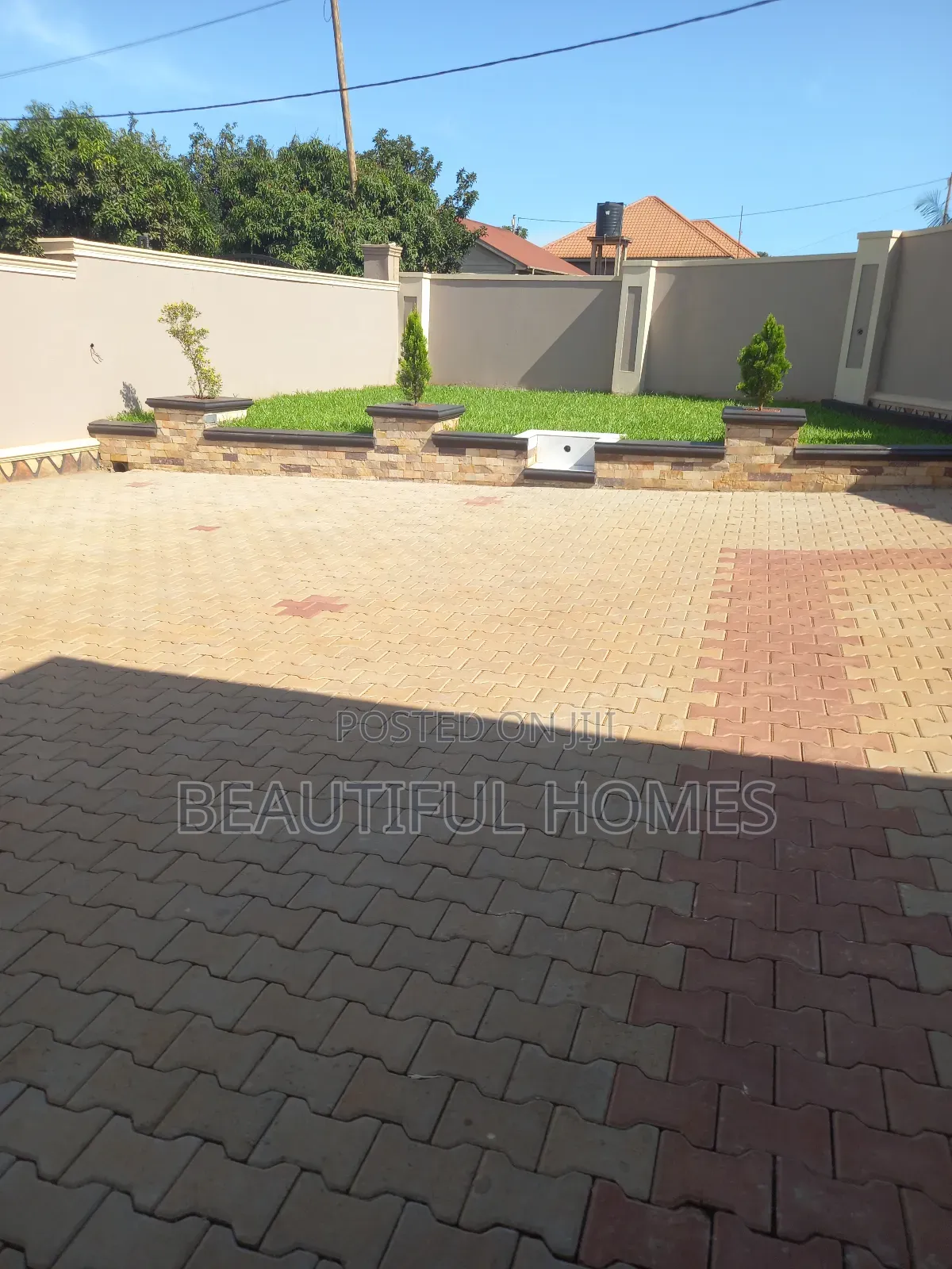 Furnished 4bdrm House in Kira for sale in Kira
