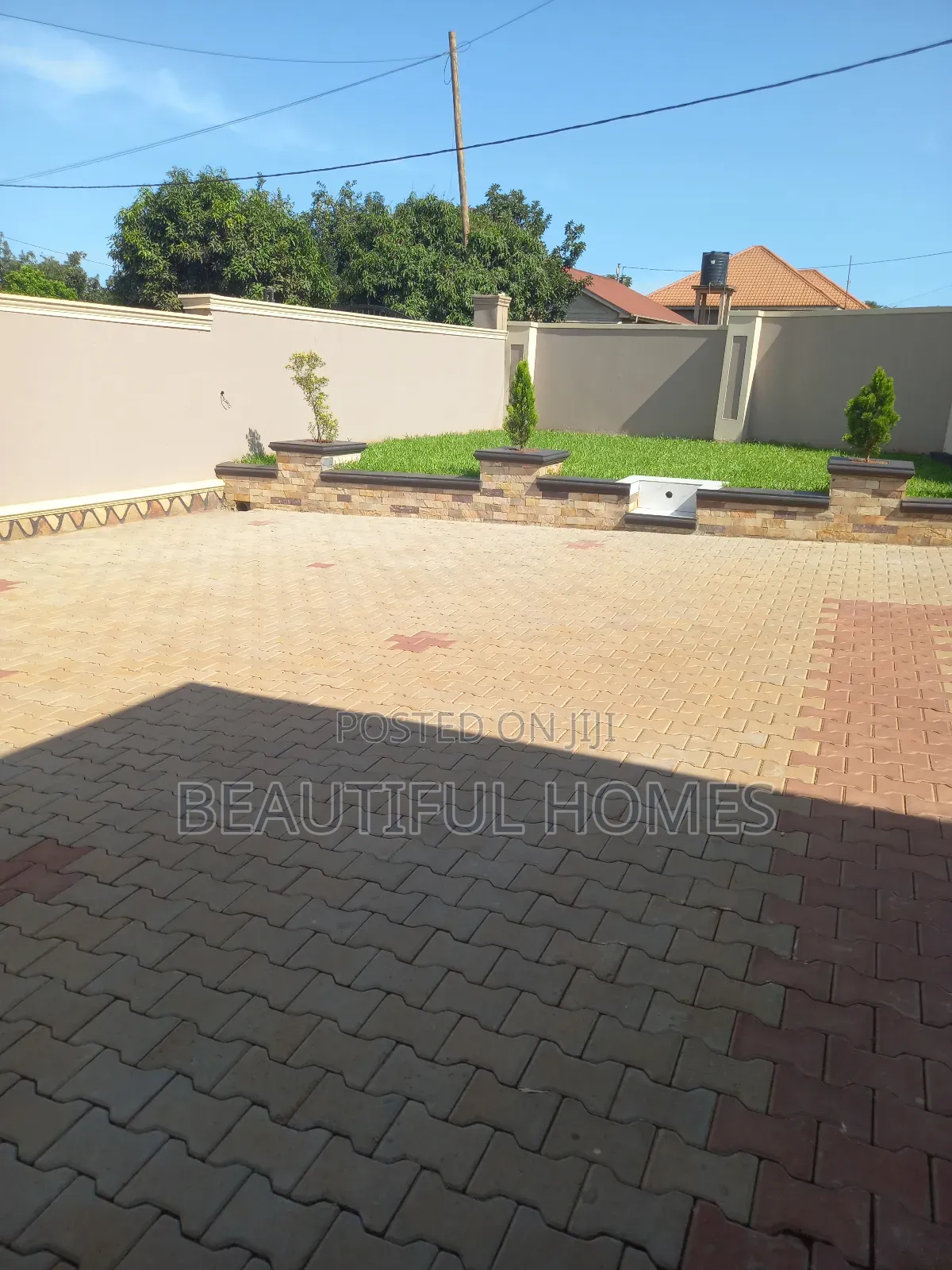 Furnished 4bdrm House in Kira for sale in Kira
