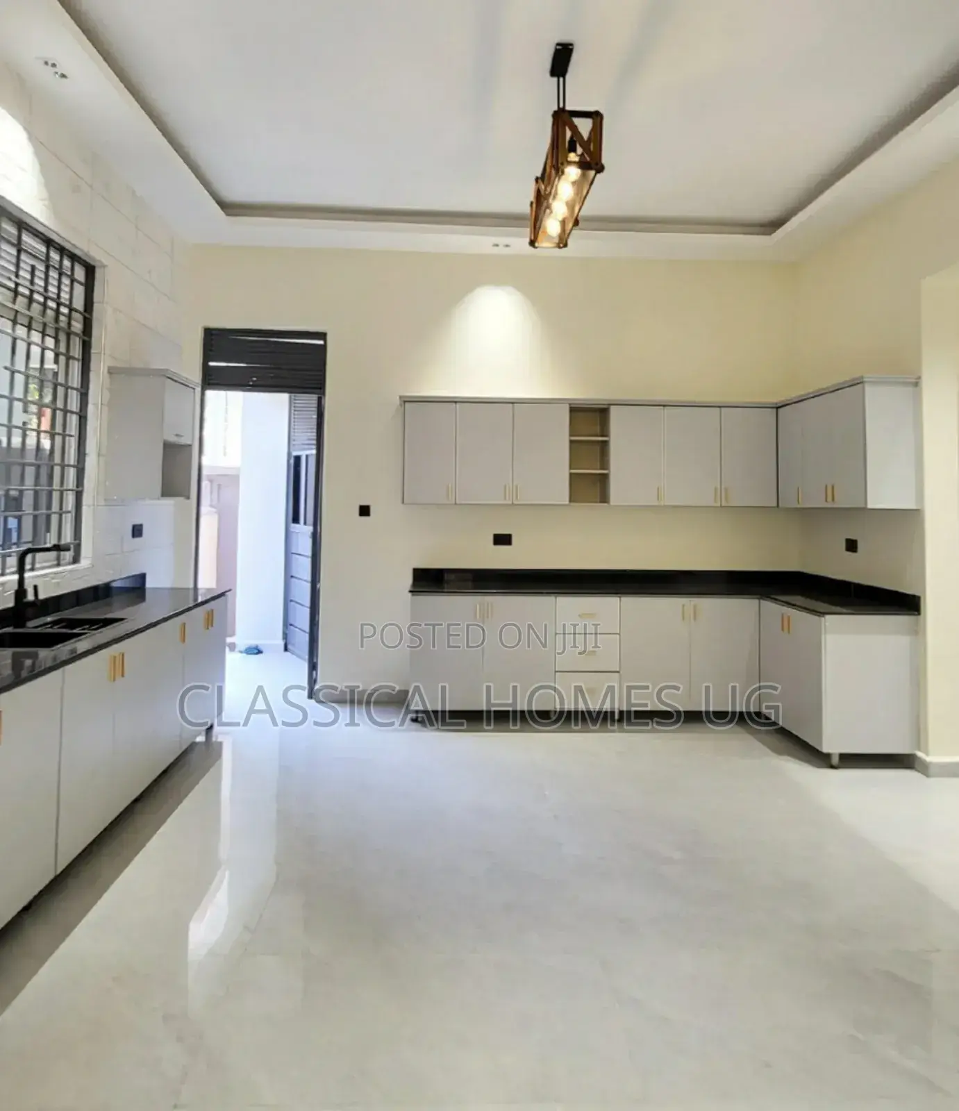 3bdrm Bungalow in Luzira, Central Division for rent in Central Division
