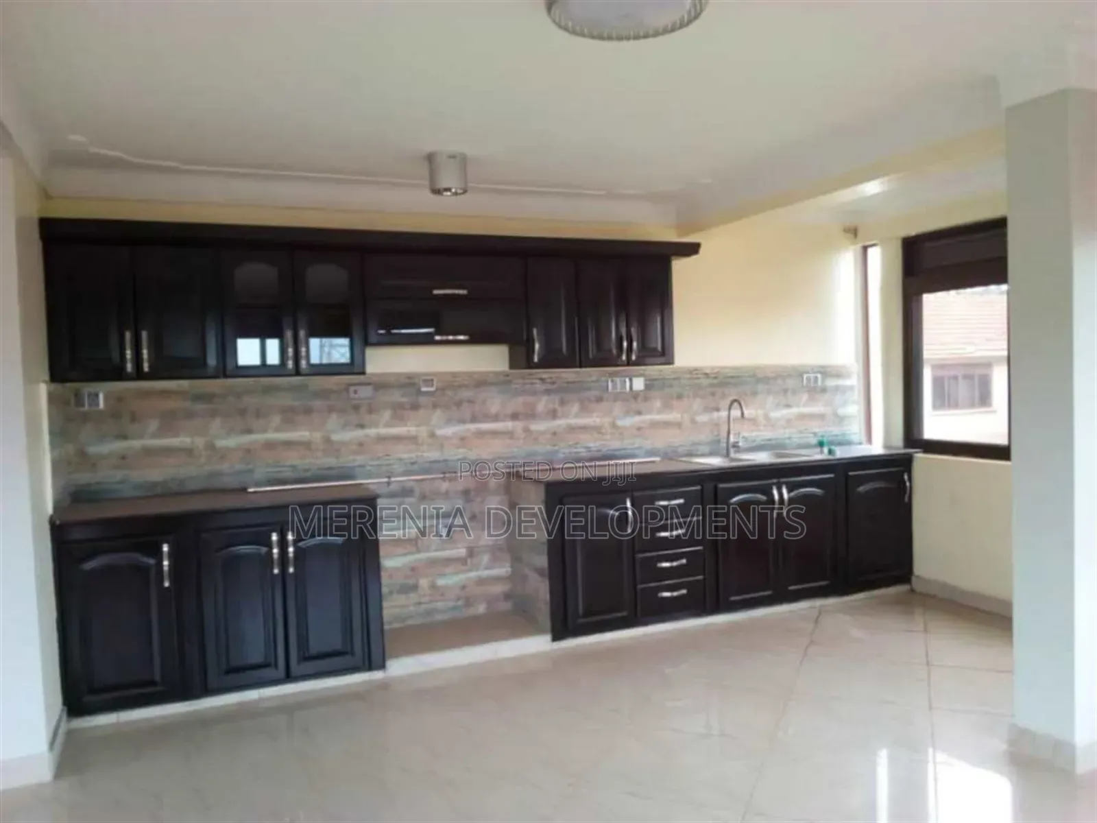 3bdrm Apartment in Bugoloobi, Central Division for rent in Central Division