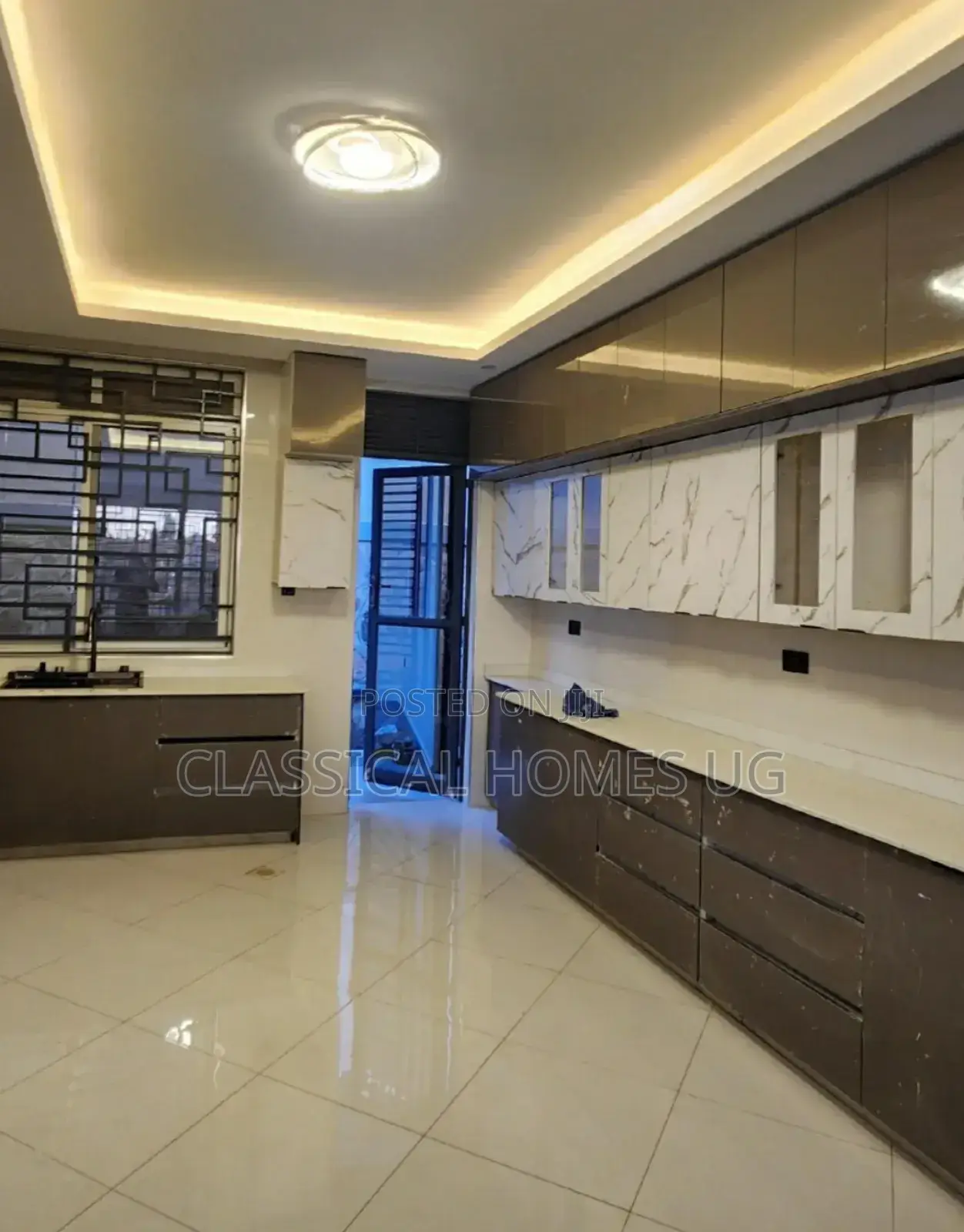 5bdrm Duplex in Kyanja, Central Division for rent in Central Division