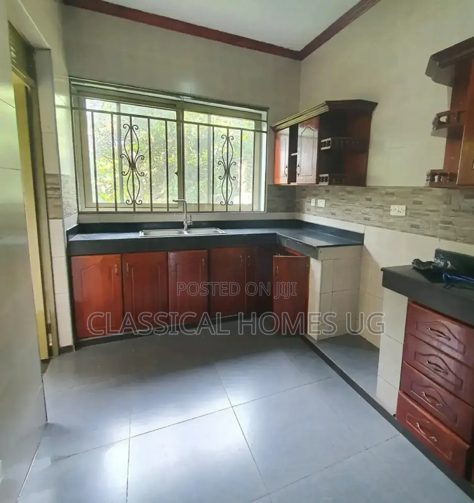 3bdrm Apartment in Naalya, Central Division for rent in Central Division