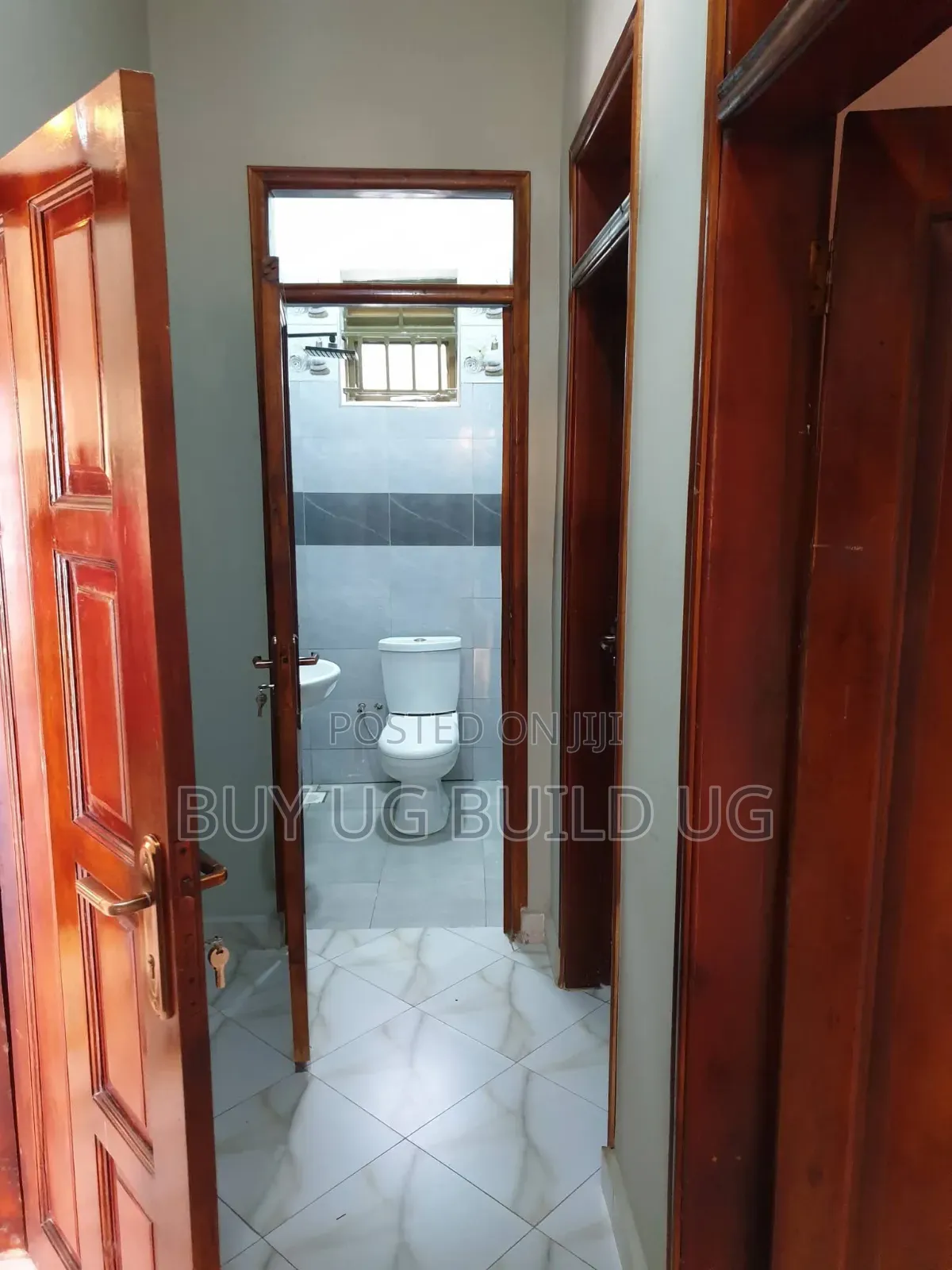 3bdrm Bungalow in Seguku Katale, Central Division for sale in Central Division
