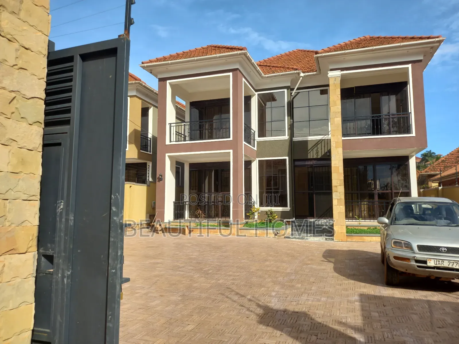 Furnished 5bdrm House in Kira for sale in Kira