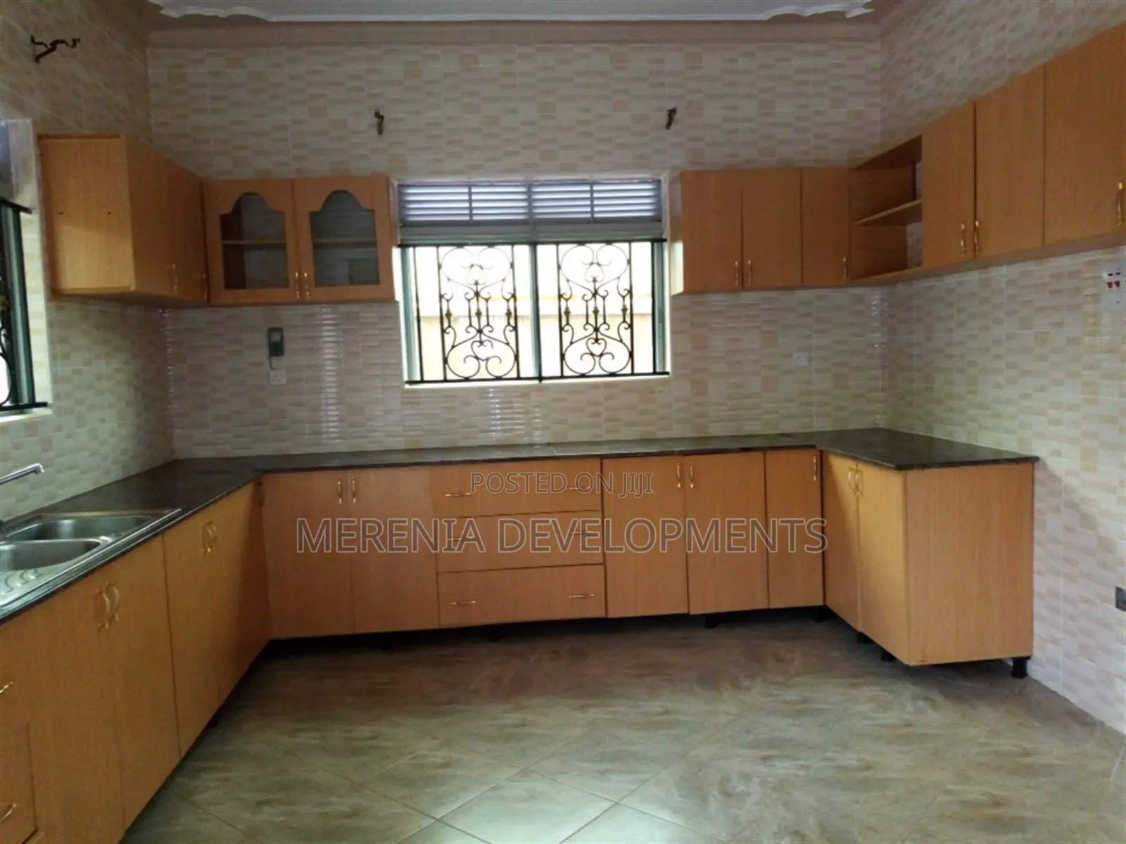 4bdrm House in Lubowa, Makindye for rent in Makindye