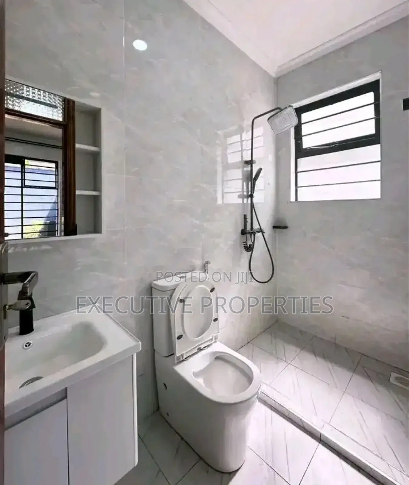 2bdrm Apartment in Muyenga, Central Division for rent in Central Division