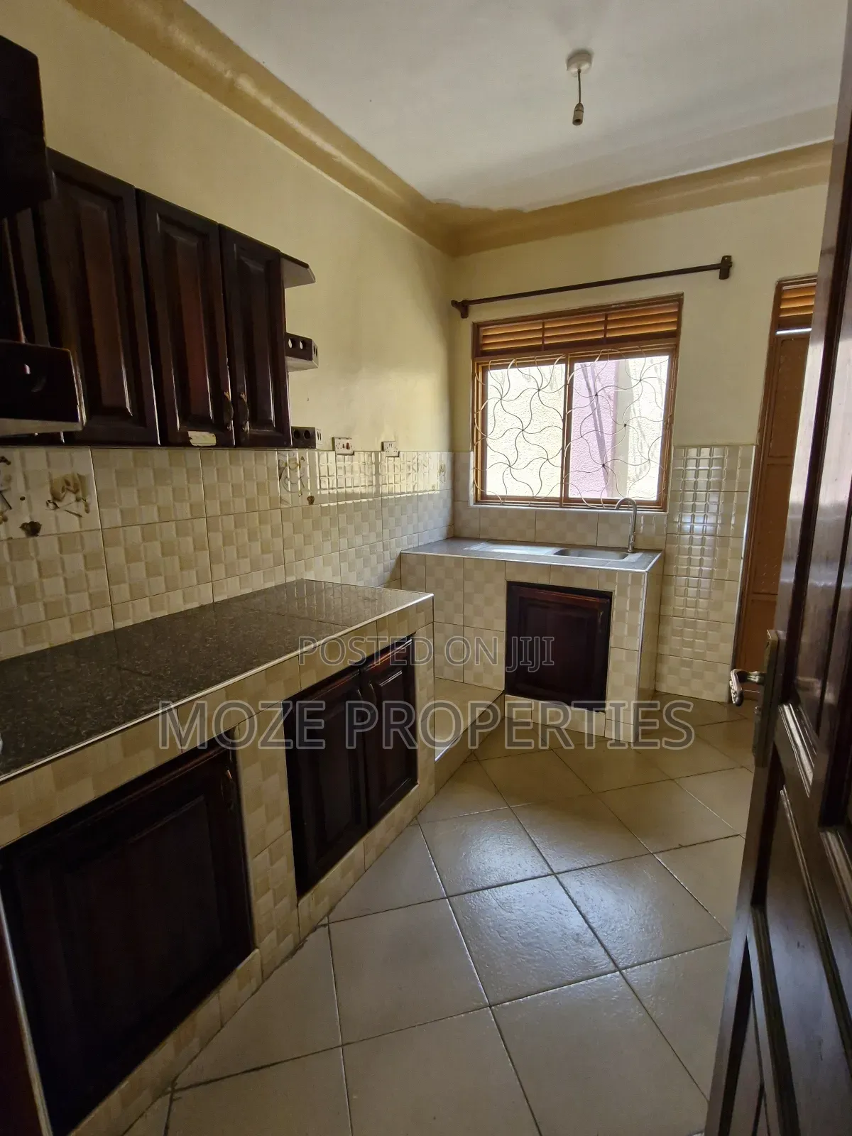 2bdrm Bungalow in Kyaliwajala, Central Division for rent in Central Division