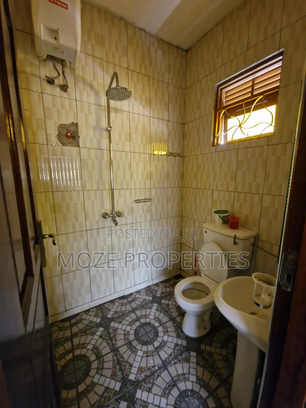 2bdrm Bungalow in Kyaliwajala, Central Division for rent in Central Division