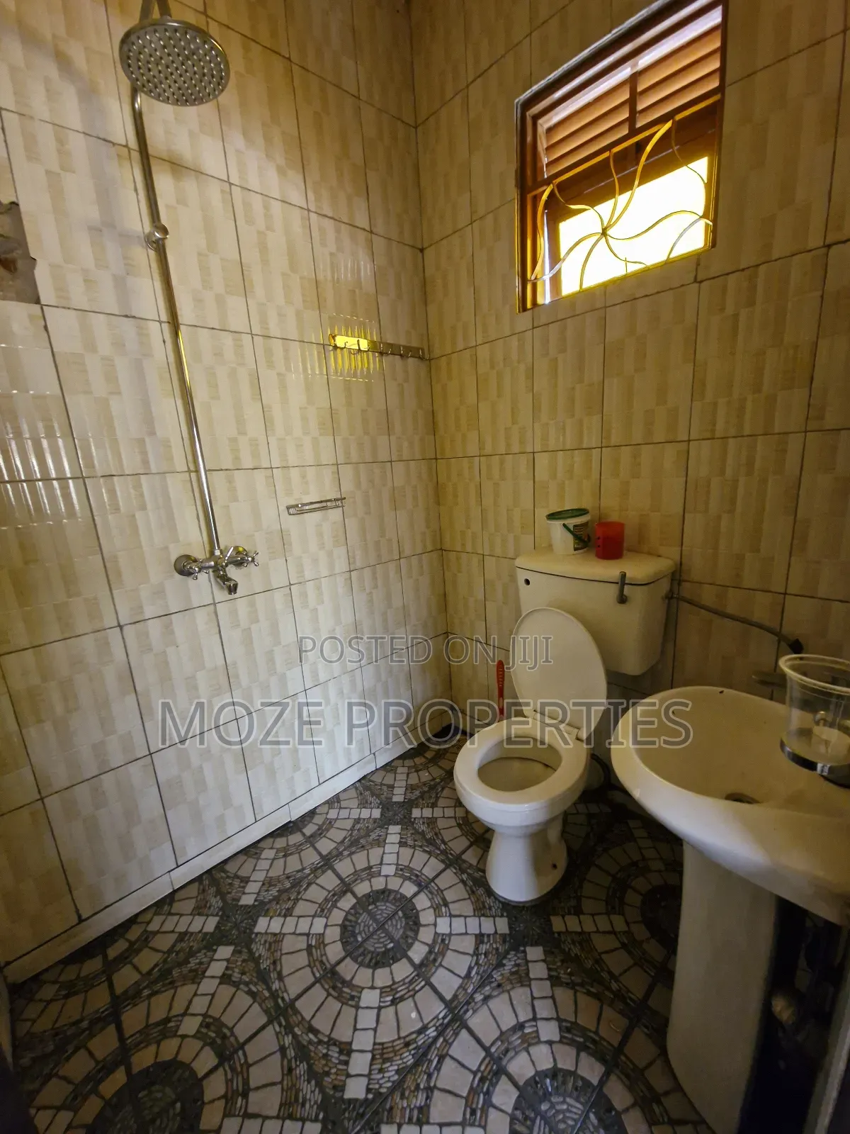 2bdrm Bungalow in Kyaliwajala, Central Division for rent in Central Division