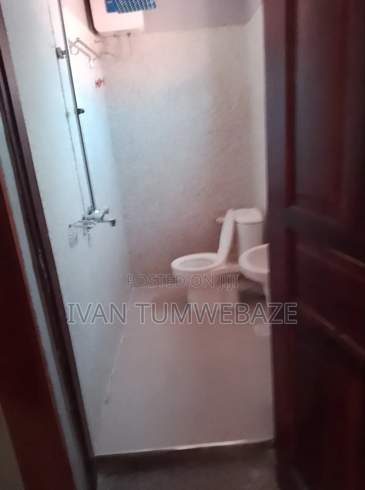 1bdrm Apartment in Kawuku Entebbe Road, Central Division for rent in Central Division