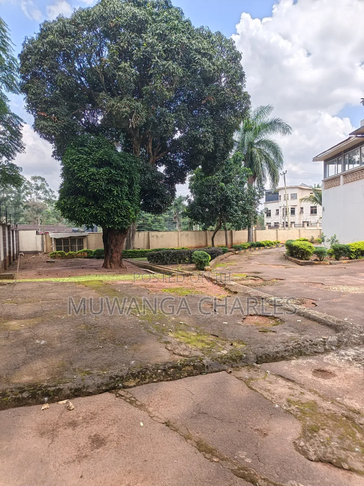 Commercial Property On Sale In Kololo in Central Division