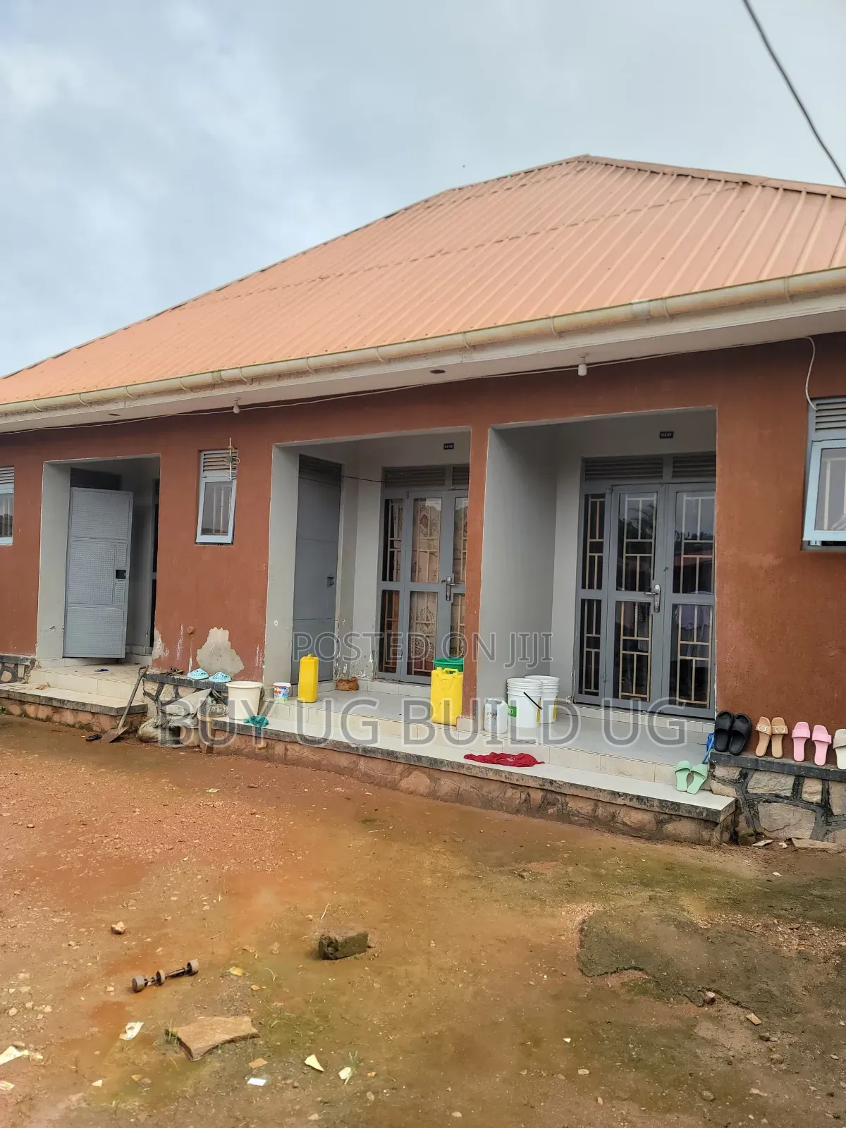 1bdrm Apartment in Kitende Entebbe Road, Central Division for sale in Central Division