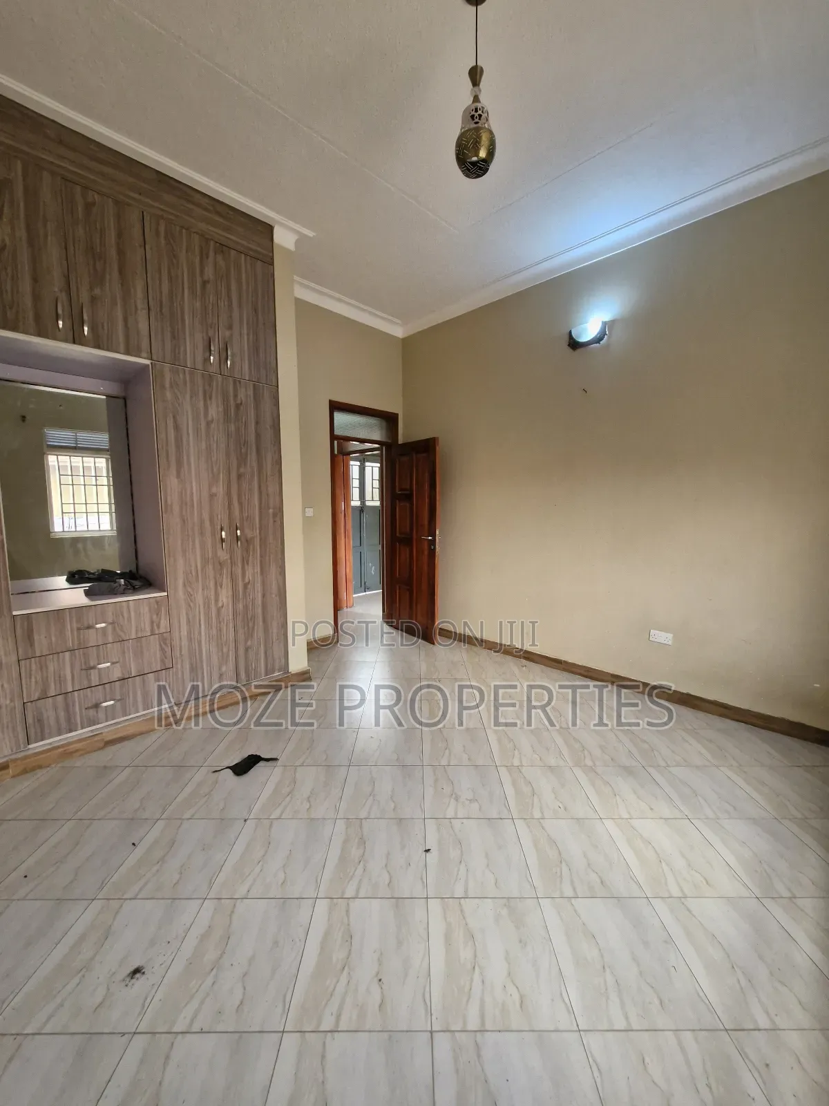 1bdrm Bungalow in Kyaliwajala, Central Division for rent in Central Division