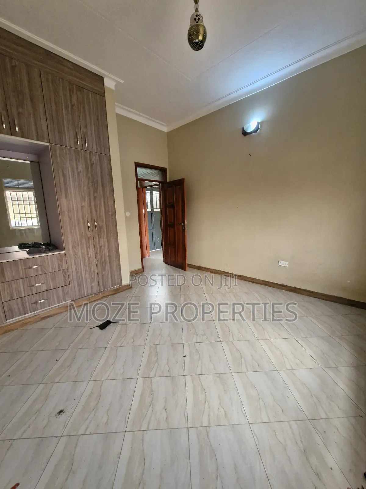 1bdrm Bungalow in Kyaliwajala, Central Division for rent in Central Division