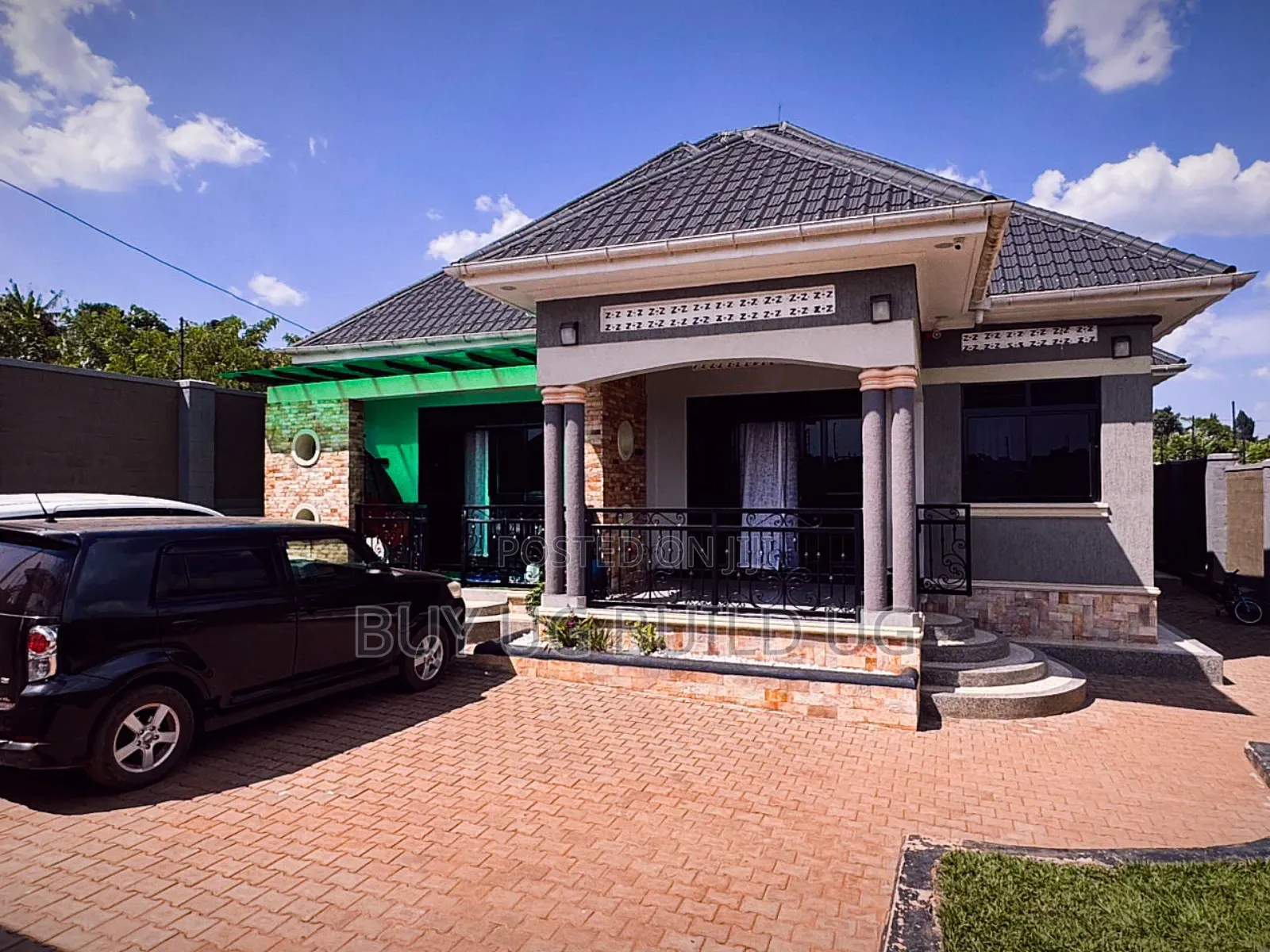 3bdrm Bungalow in Gayaza Kiwenda, Division B for sale in Division B