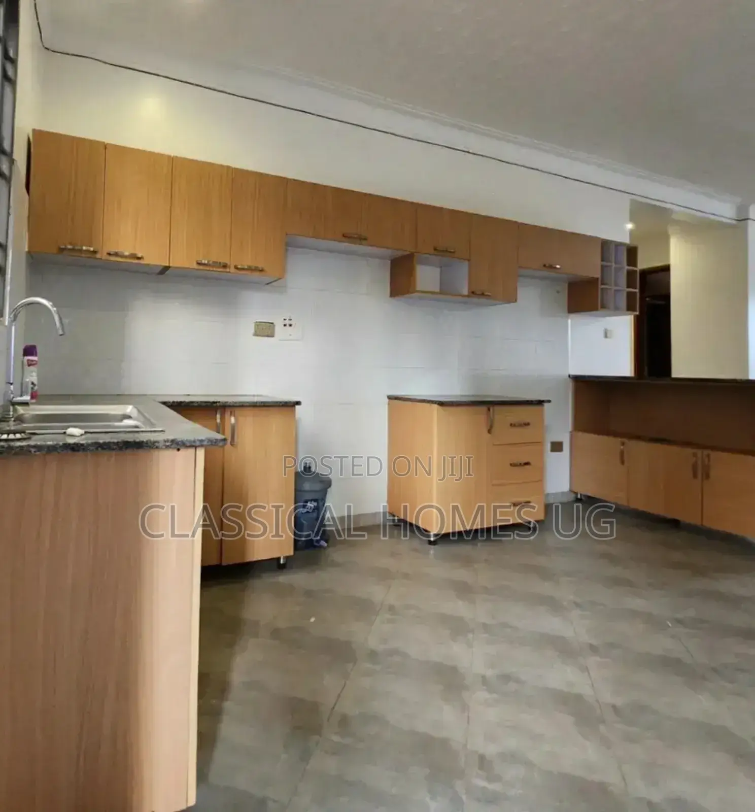 3bdrm Apartment in Lubowa Entebbe Road, Central Division for rent in Central Division